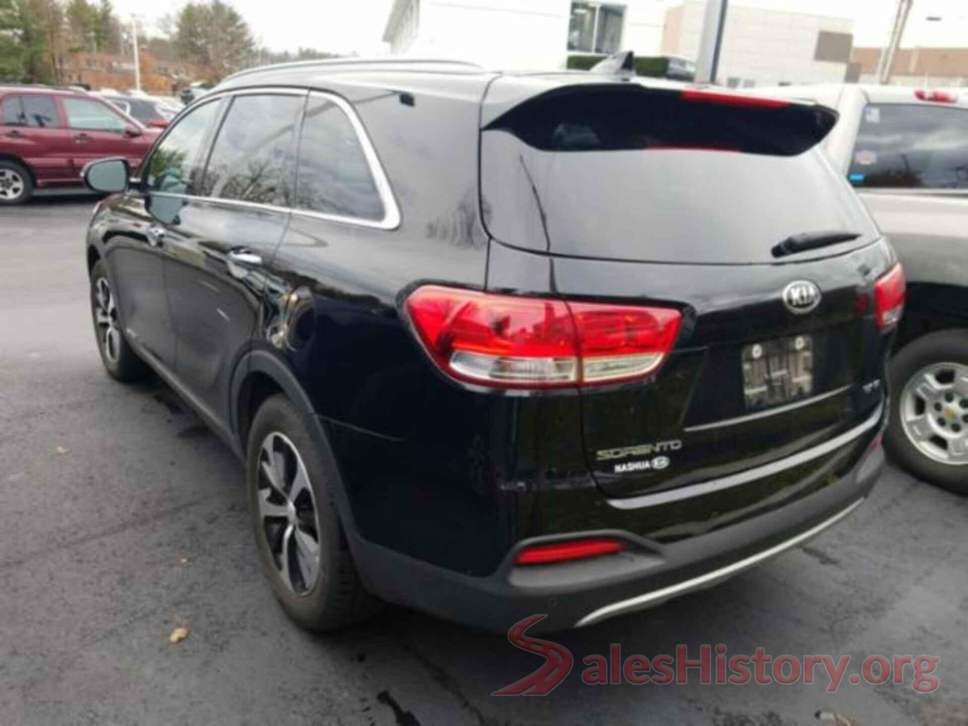 5XYPHDA51JG422329 2018 KIA SORENTO