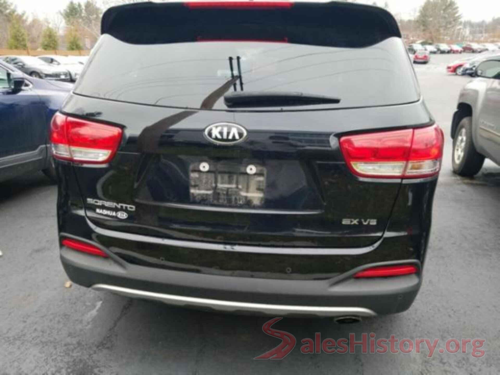 5XYPHDA51JG422329 2018 KIA SORENTO