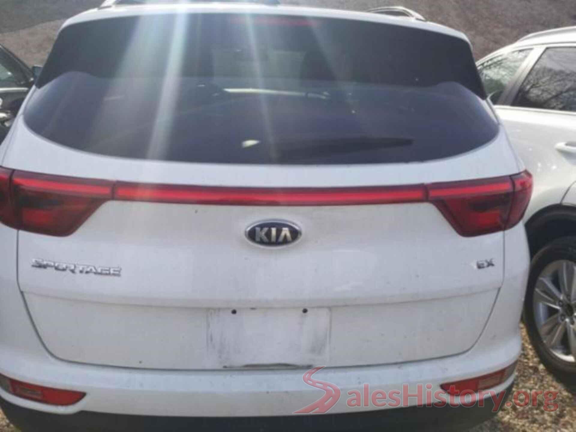 KNDPNCAC9J7400352 2018 KIA SPORTAGE