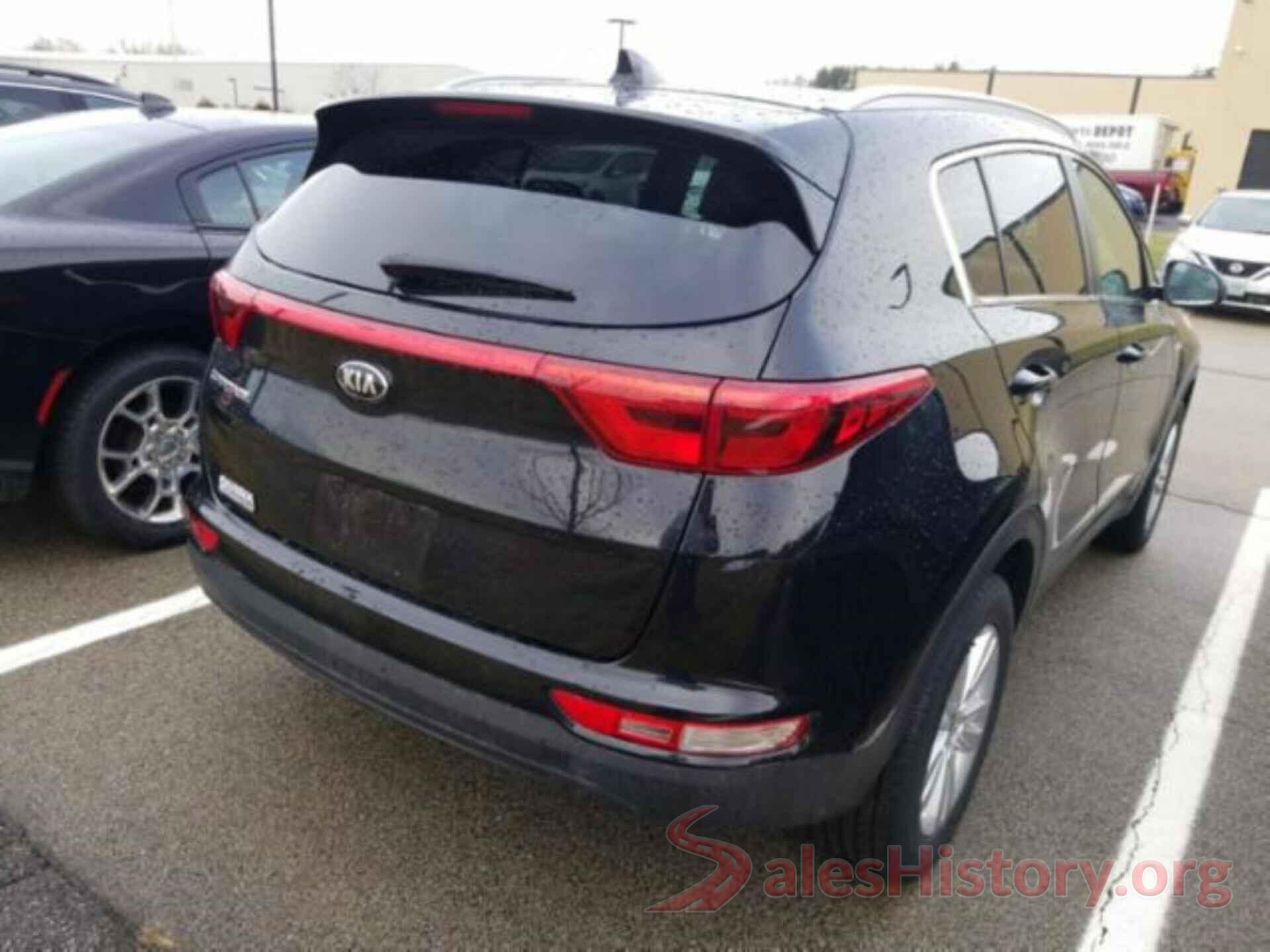 KNDPMCAC8J7417260 2018 KIA SPORTAGE