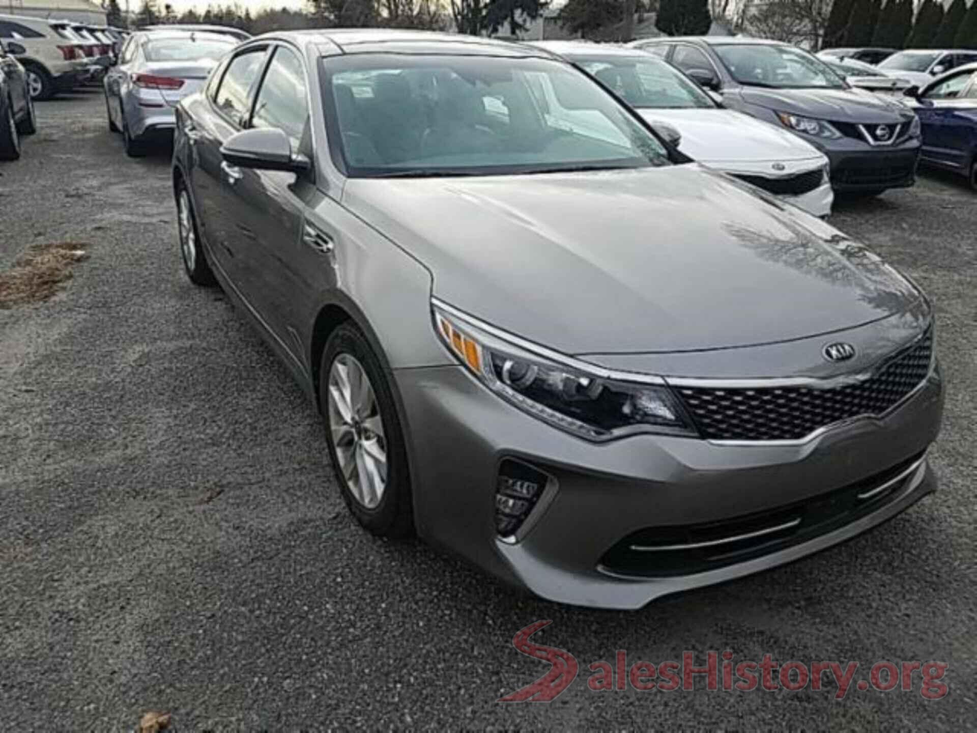 5XXGU4L31JG211286 2018 KIA OPTIMA