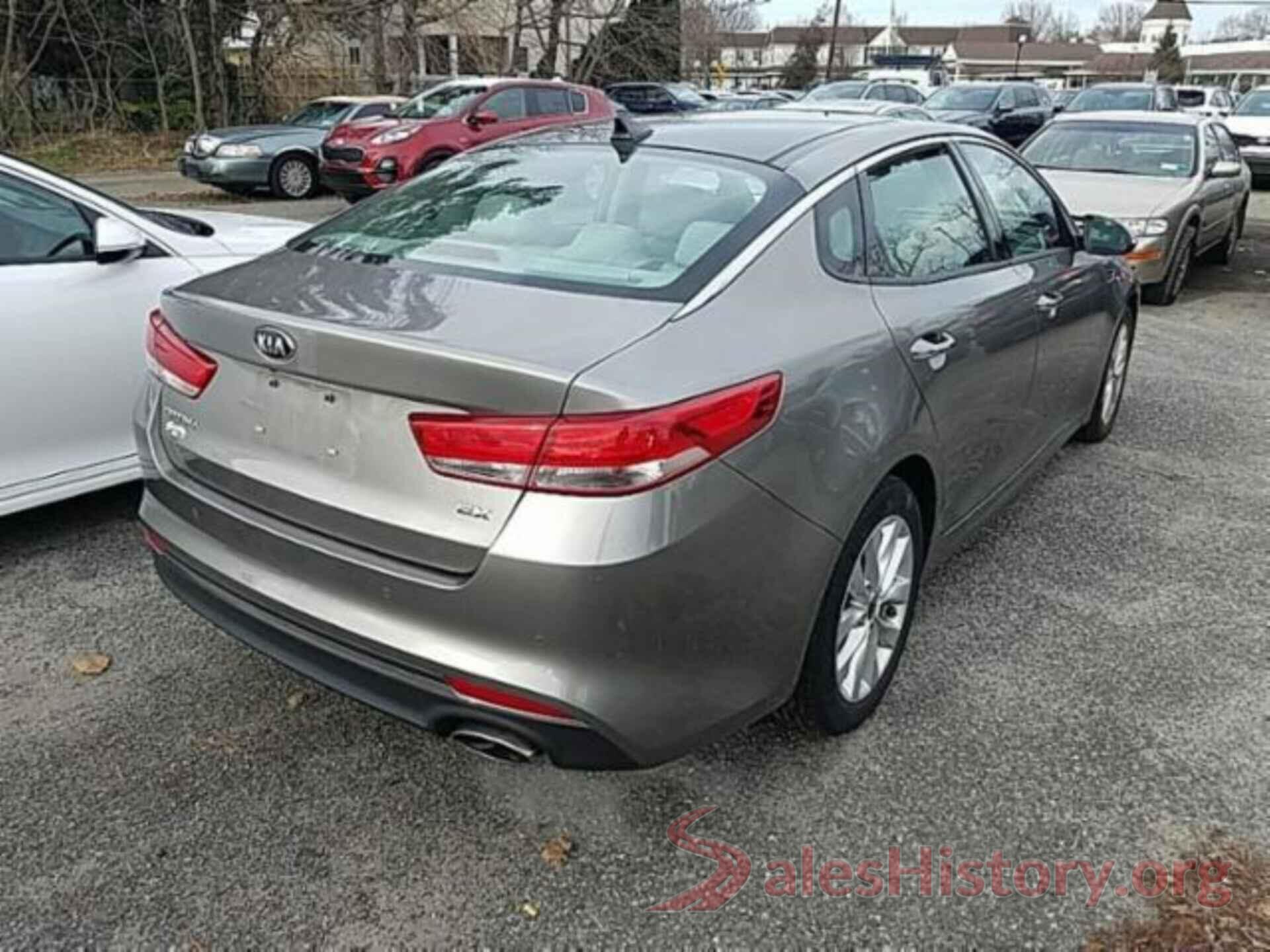 5XXGU4L31JG211286 2018 KIA OPTIMA