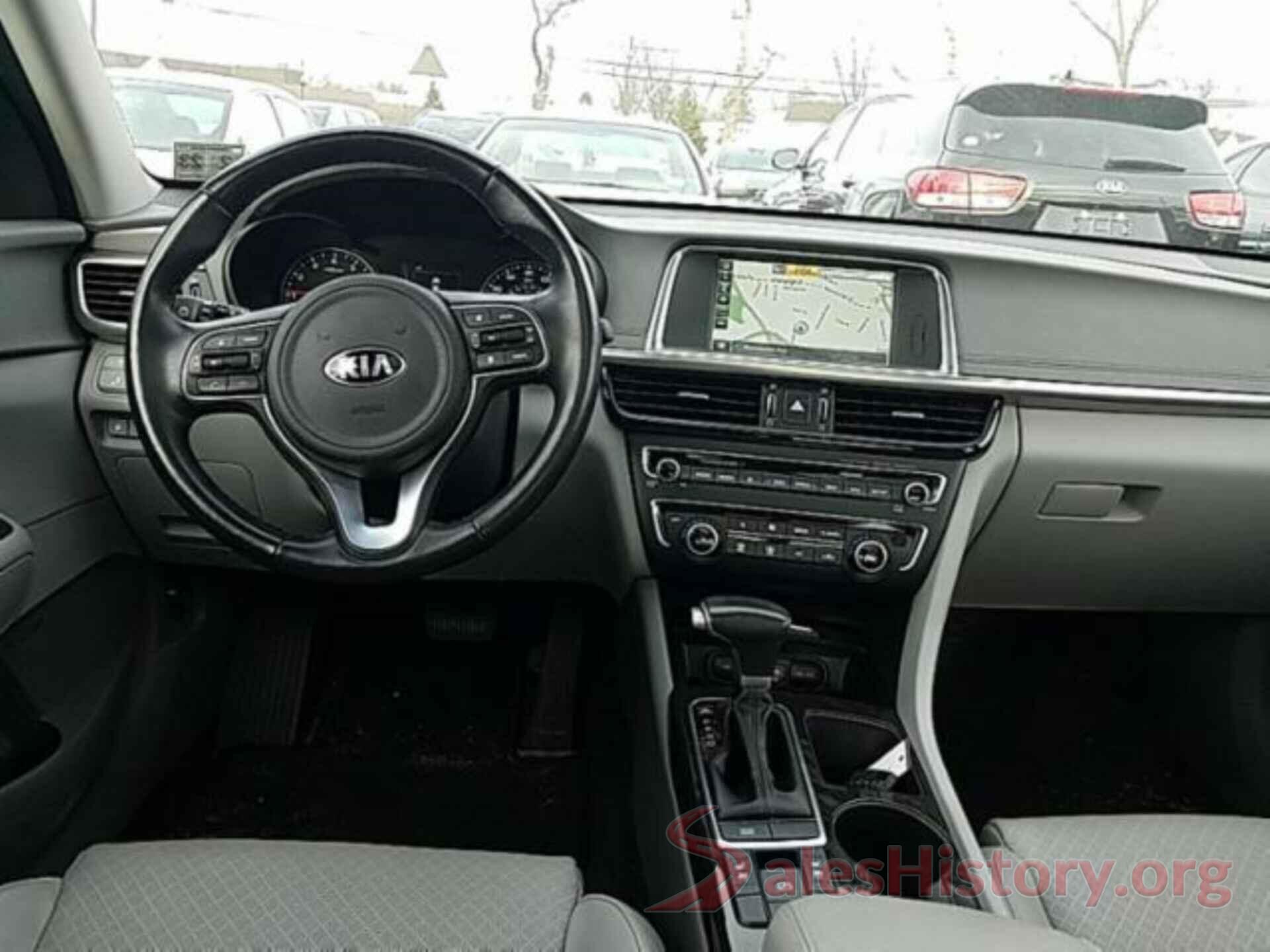 5XXGU4L31JG211286 2018 KIA OPTIMA