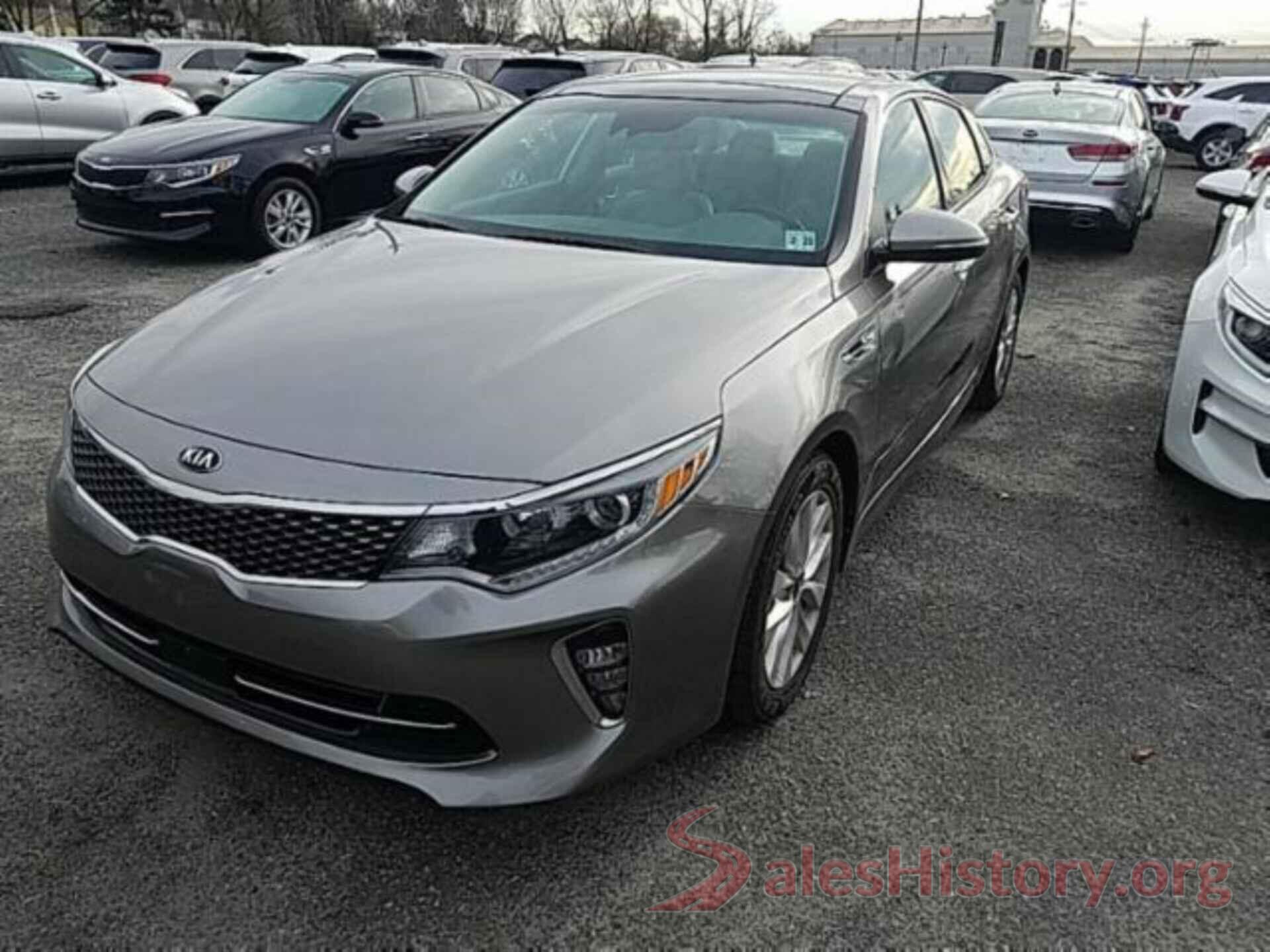 5XXGU4L31JG211286 2018 KIA OPTIMA