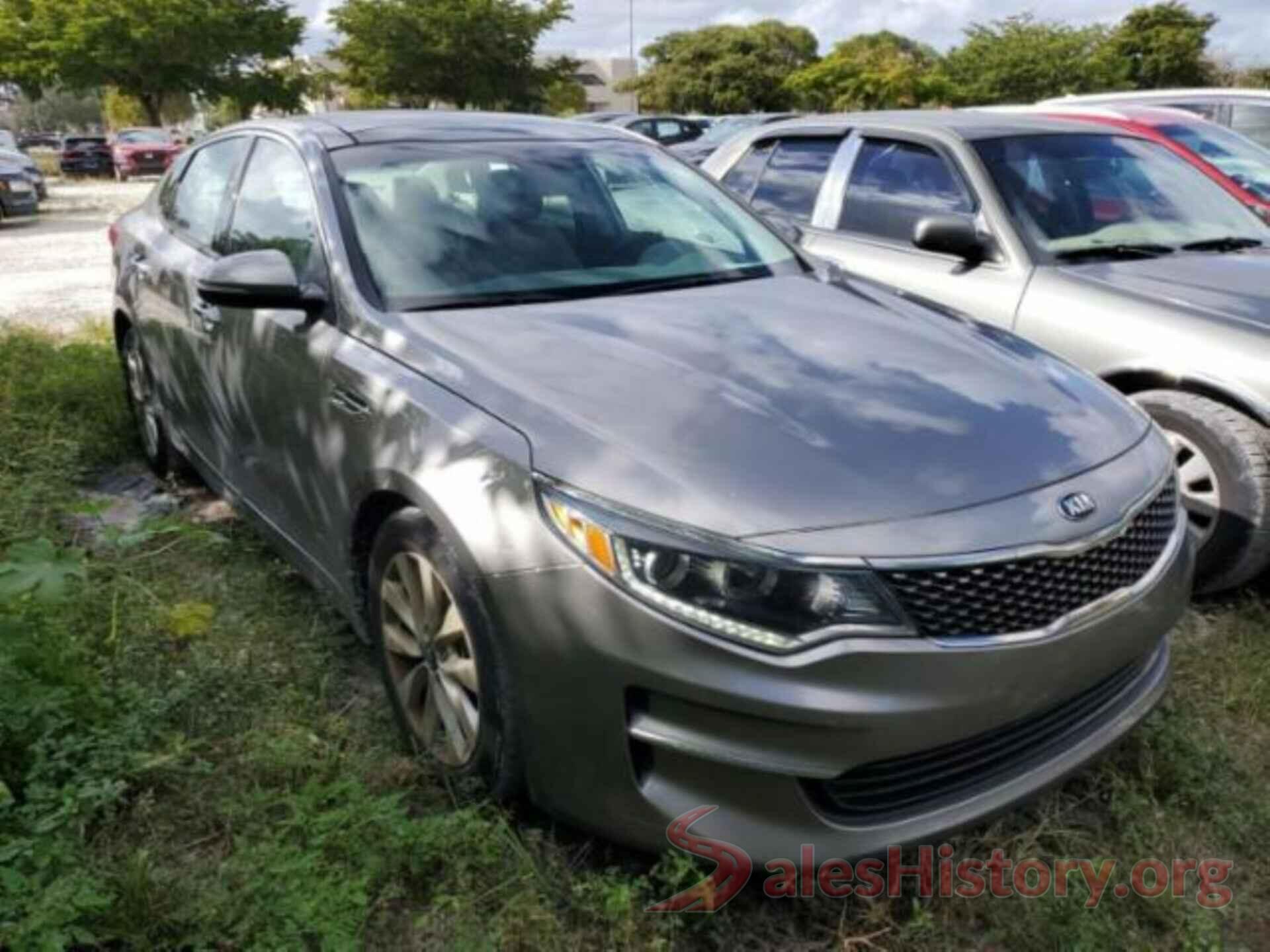 5XXGU4L35JG226373 2018 KIA OPTIMA