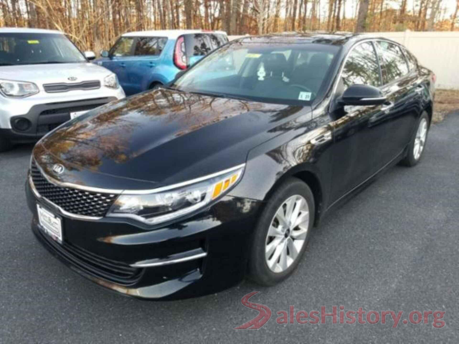 5XXGU4L3XJG233903 2018 KIA OPTIMA