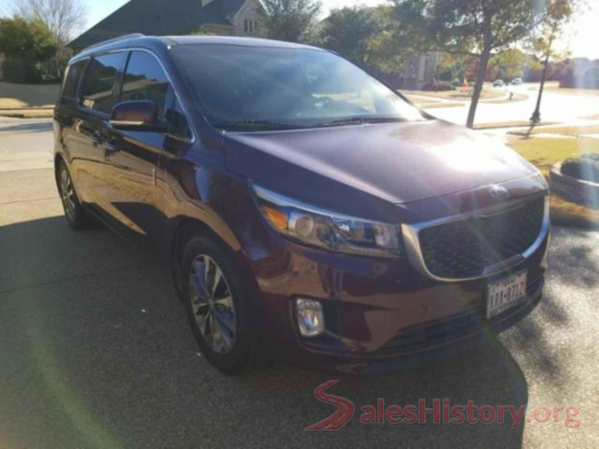 KNDMC5C19H6319366 2017 KIA SEDONA