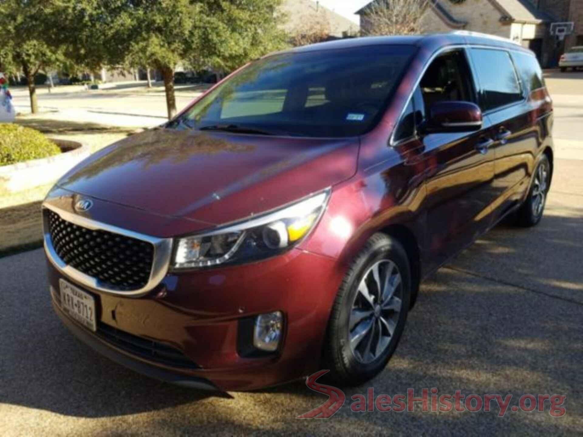 KNDMC5C19H6319366 2017 KIA SEDONA