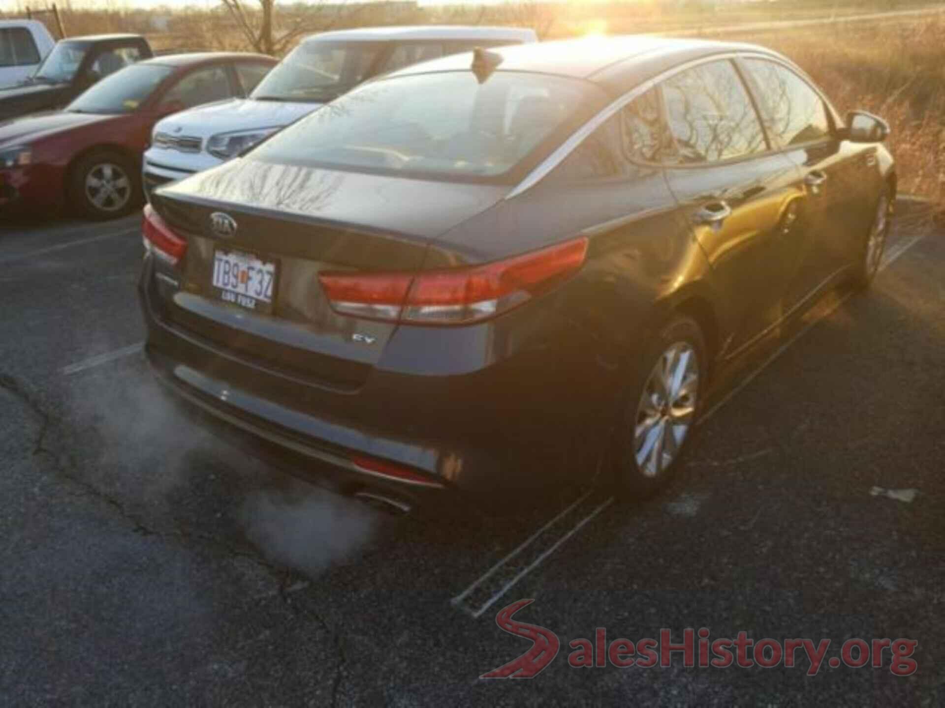 5XXGU4L36HG158224 2017 KIA OPTIMA