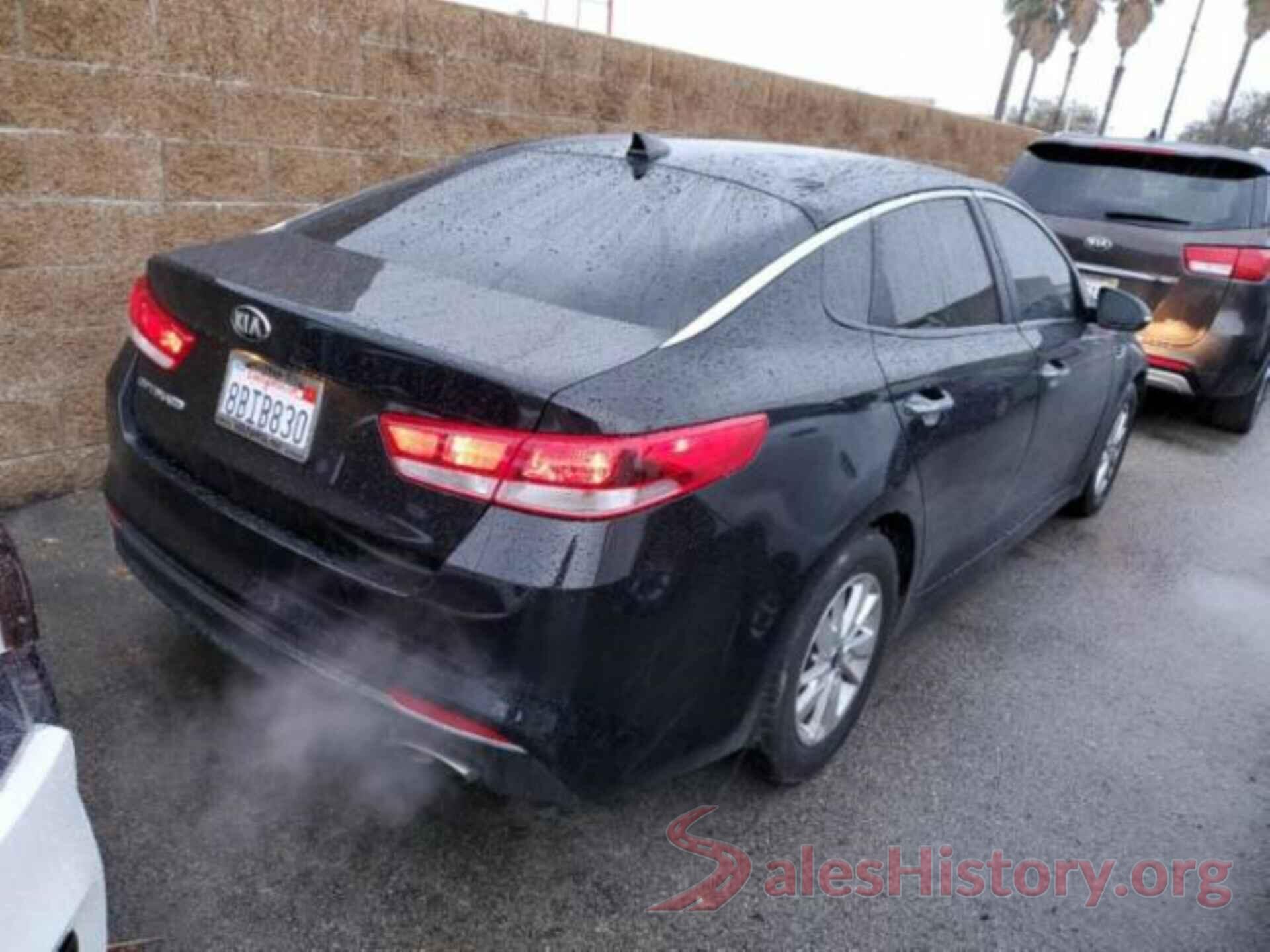 5XXGT4L38JG200028 2018 KIA OPTIMA