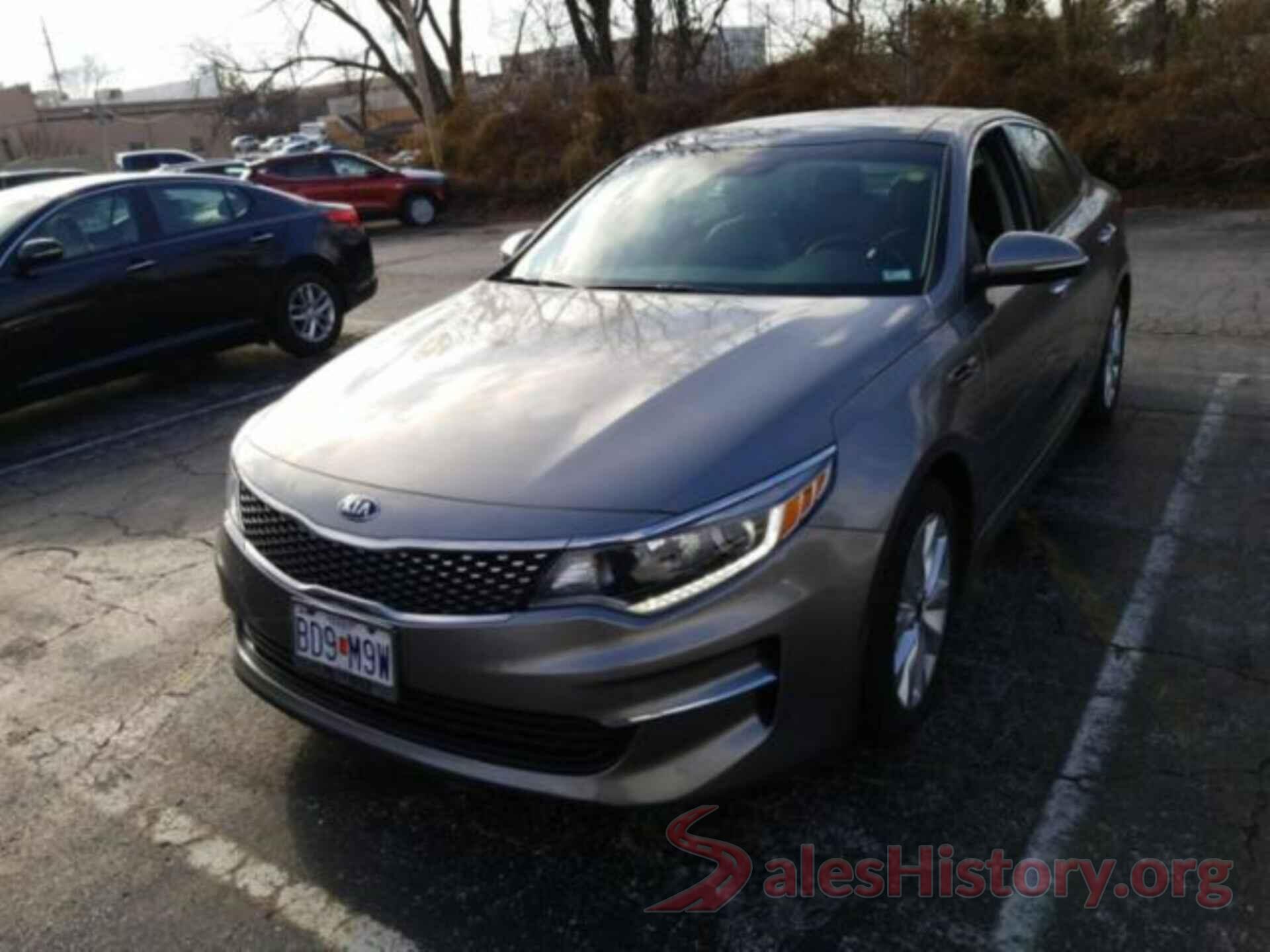 5XXGU4L38JG201208 2018 KIA OPTIMA