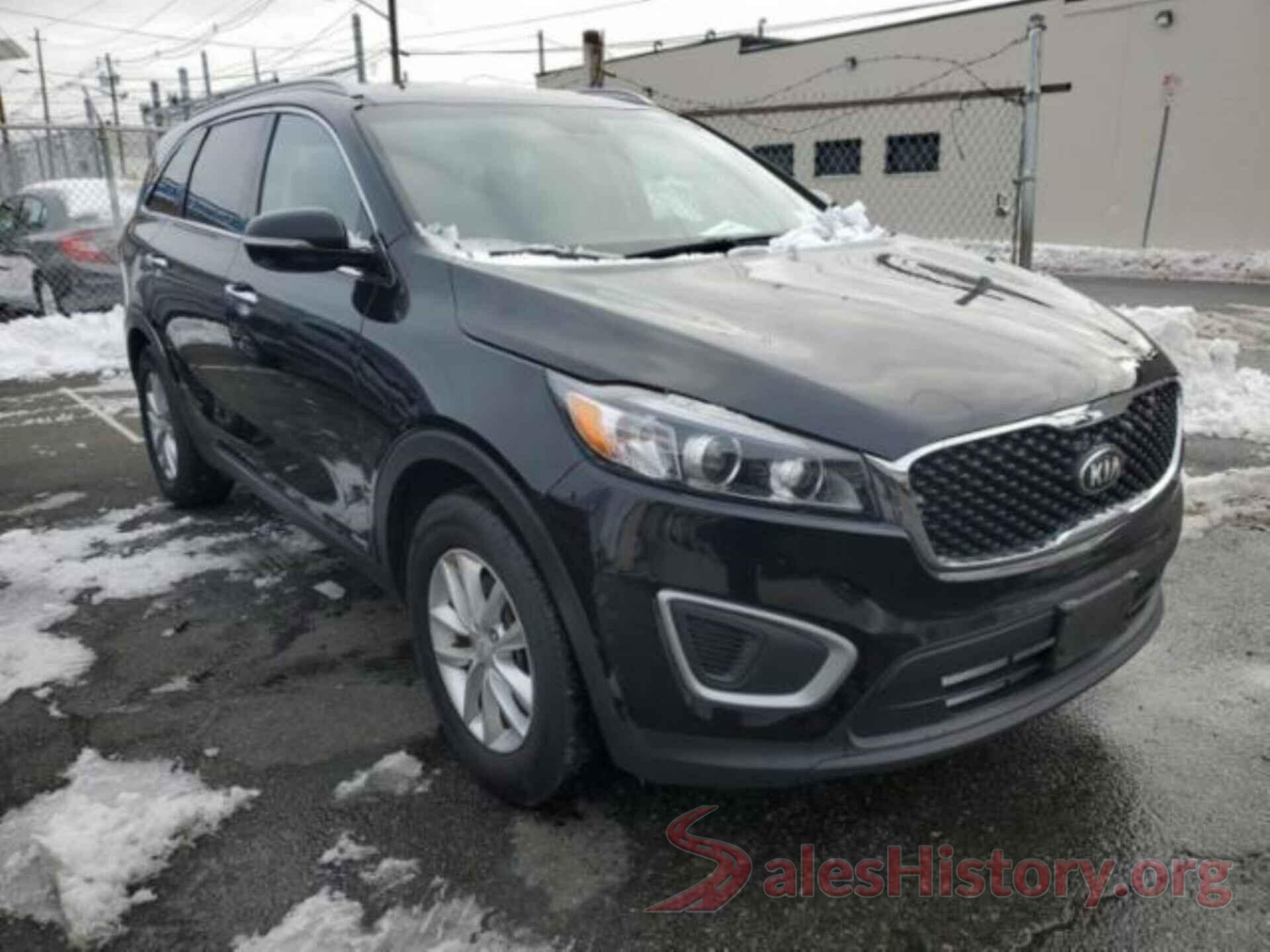 5XYPGDA35JG346793 2018 KIA SORENTO