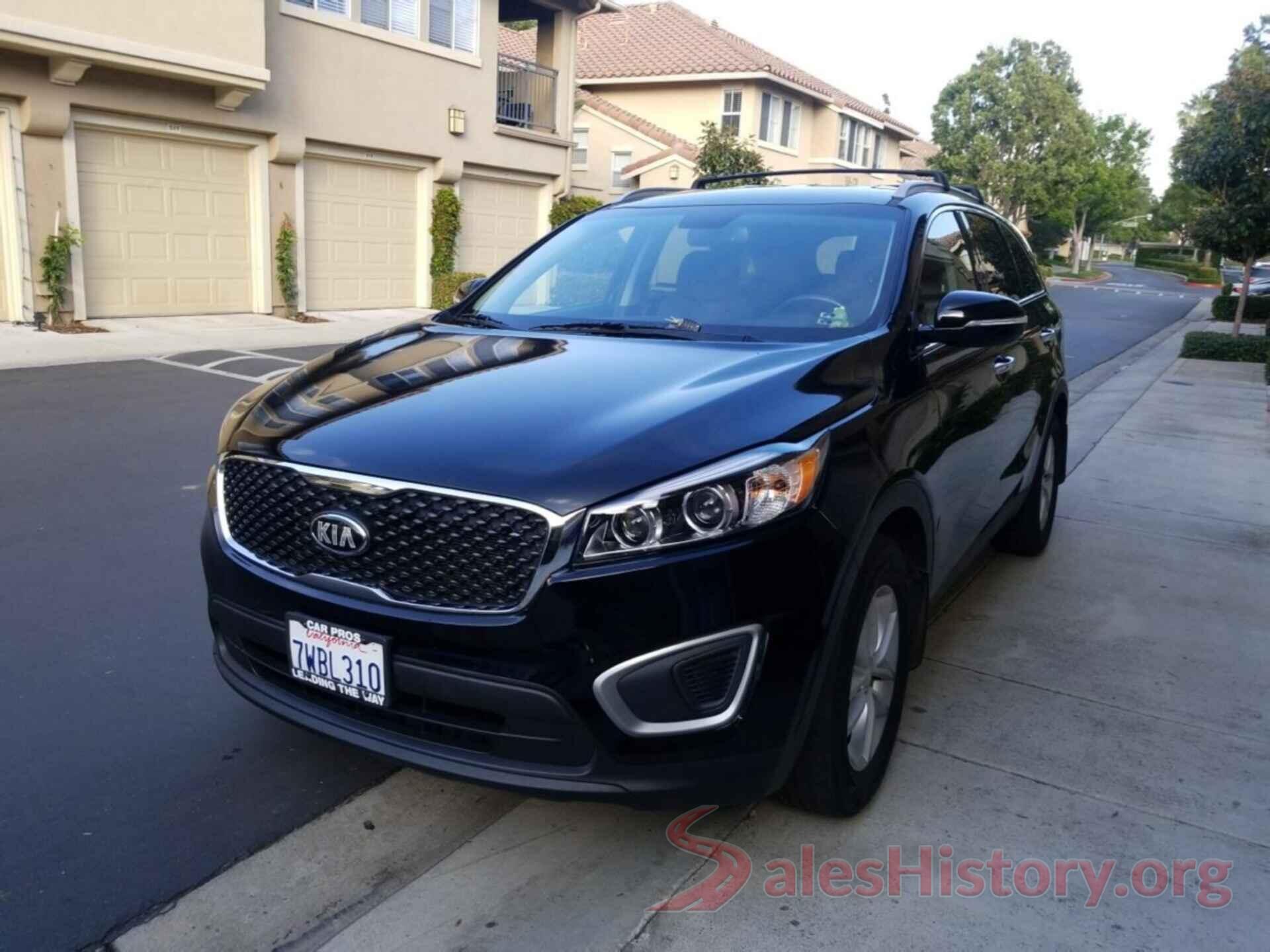 5XYPG4A33HG268265 2017 KIA SORENTO