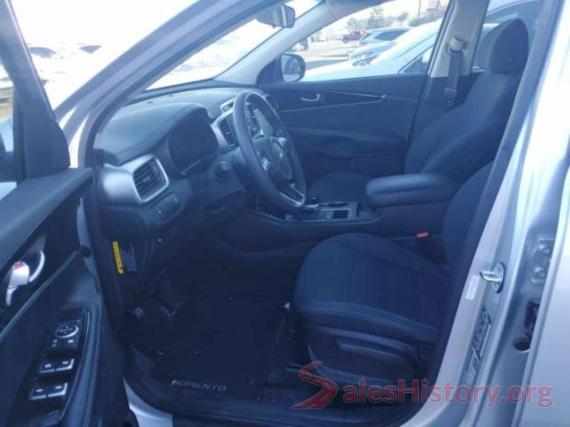 5XYPG4A3XJG364724 2018 KIA SORENTO