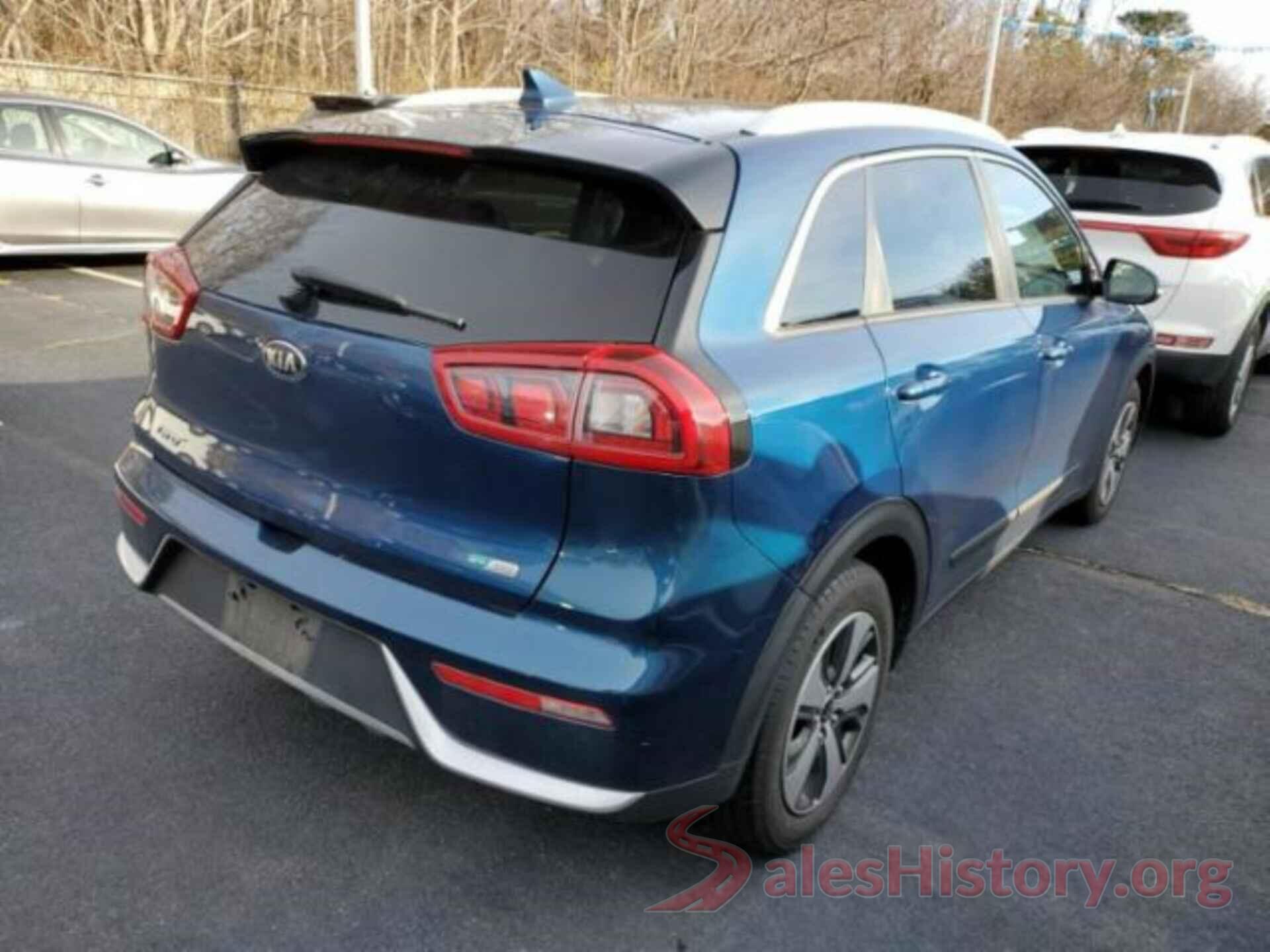 KNDCC3LC5H5090479 2017 KIA NIRO