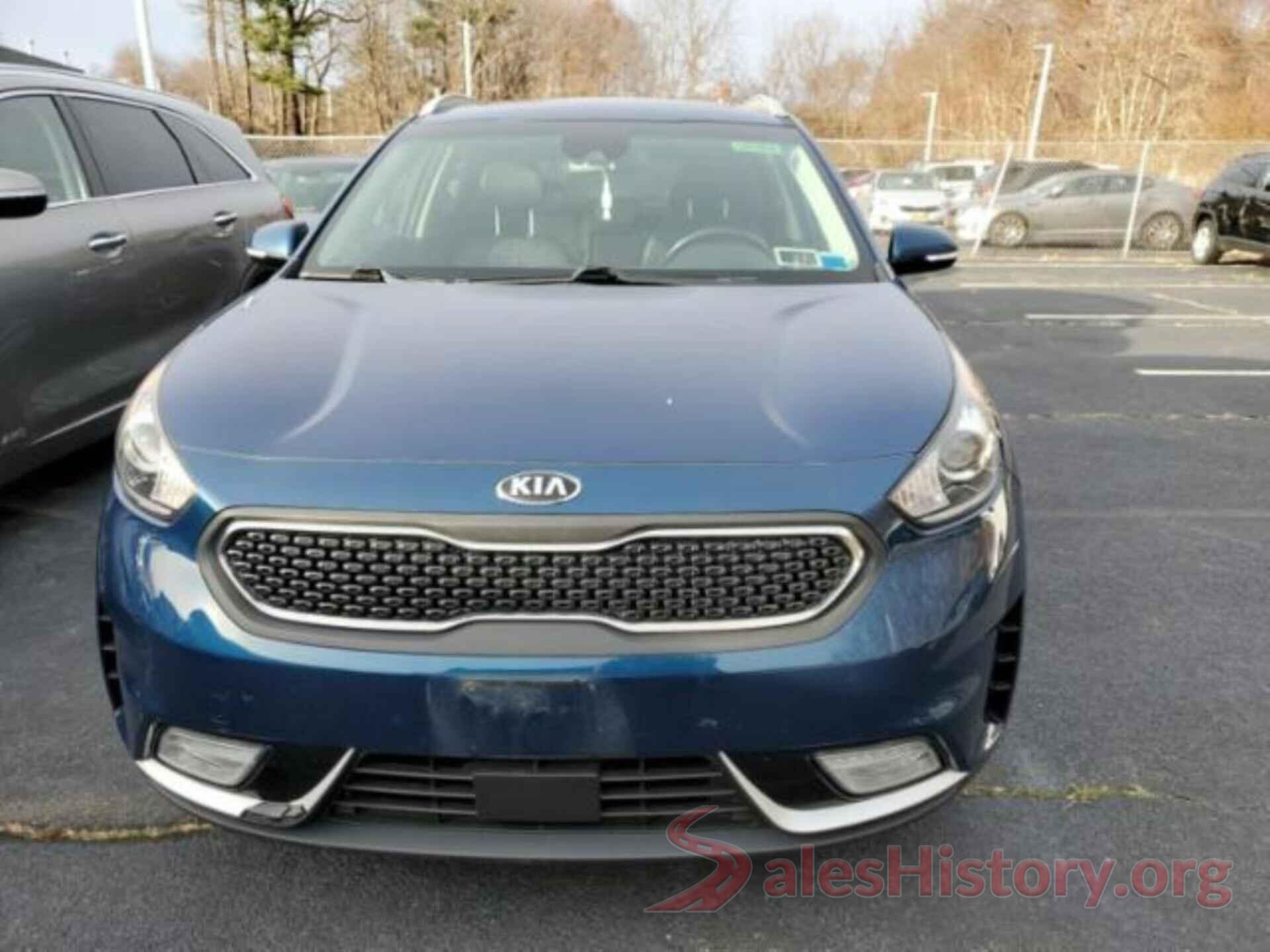 KNDCC3LC5H5090479 2017 KIA NIRO