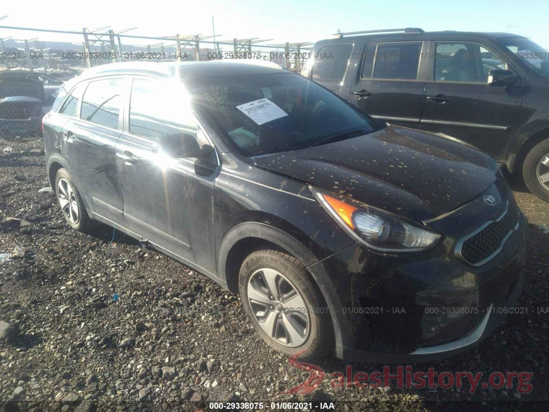 KNDCB3LC2H5039525 2017 KIA NIRO