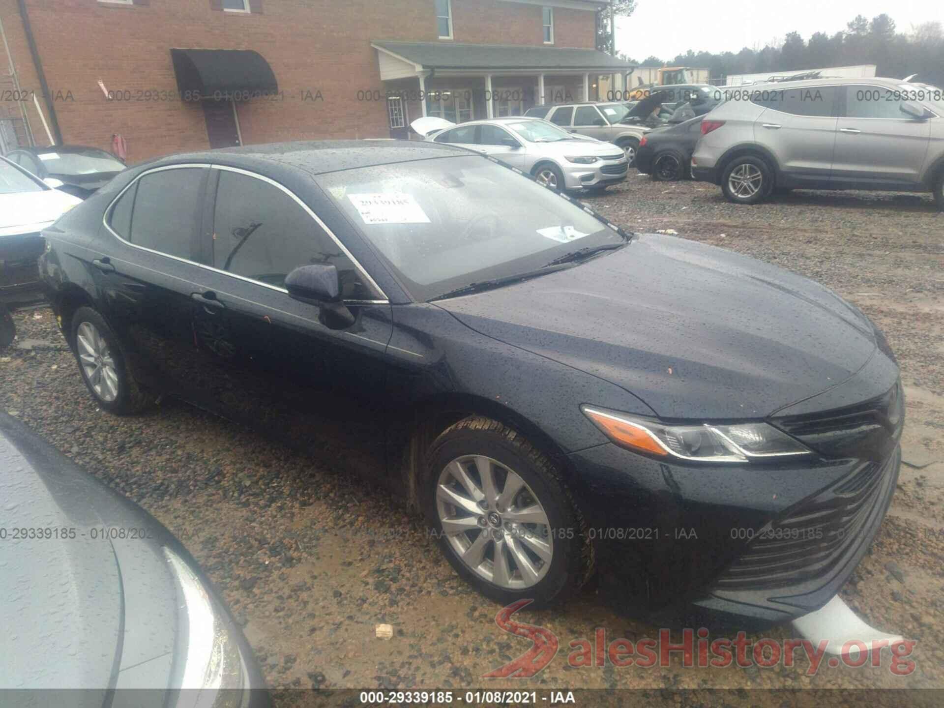 JTNB11HK8J3014127 2018 TOYOTA CAMRY