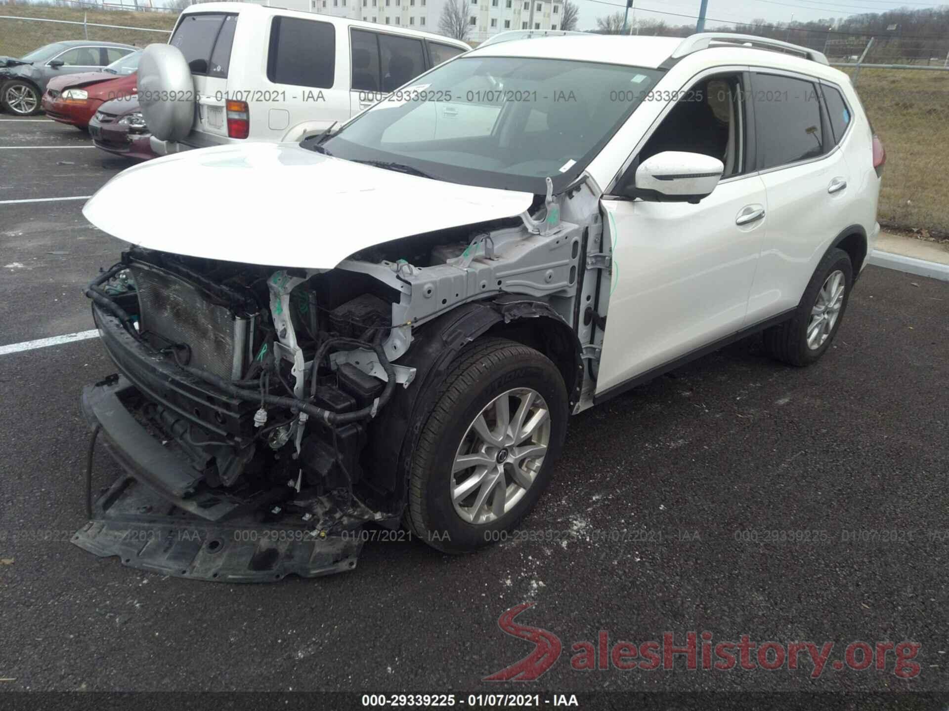 KNMAT2MV9HP607675 2017 NISSAN ROGUE