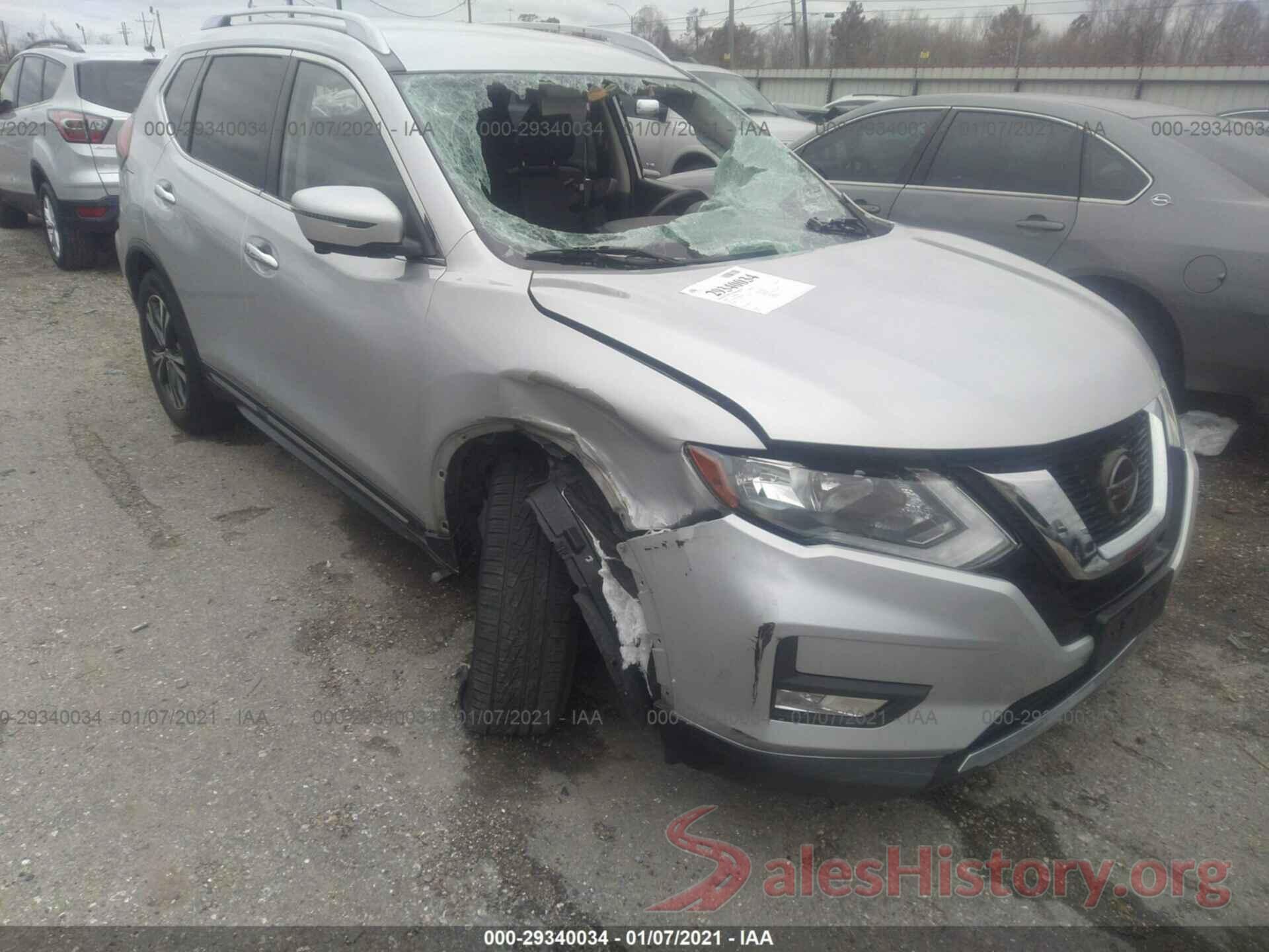 JN8AT2MT4JW461197 2018 NISSAN ROGUE