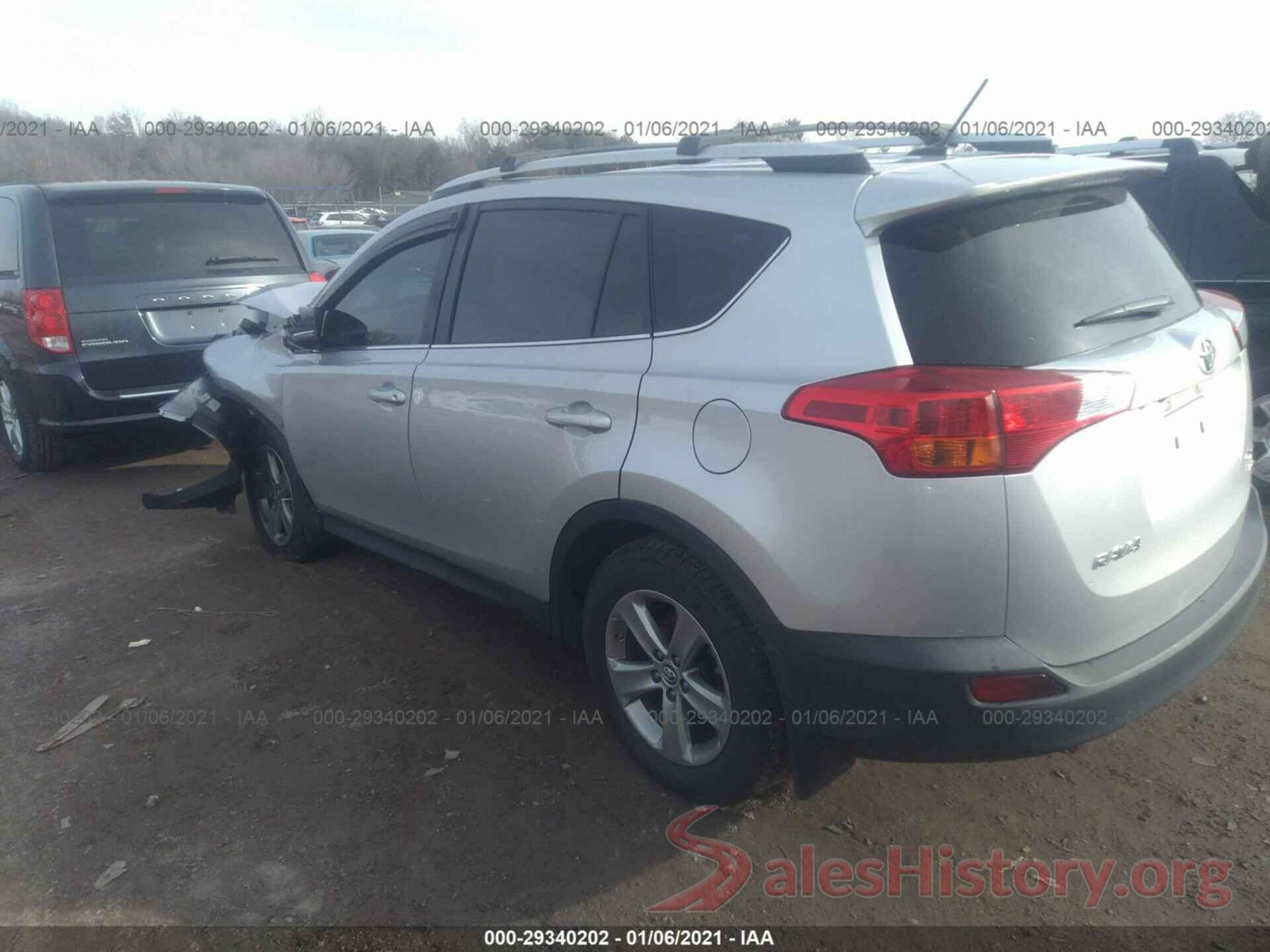 2T3RFREV8FW379526 2015 TOYOTA RAV4