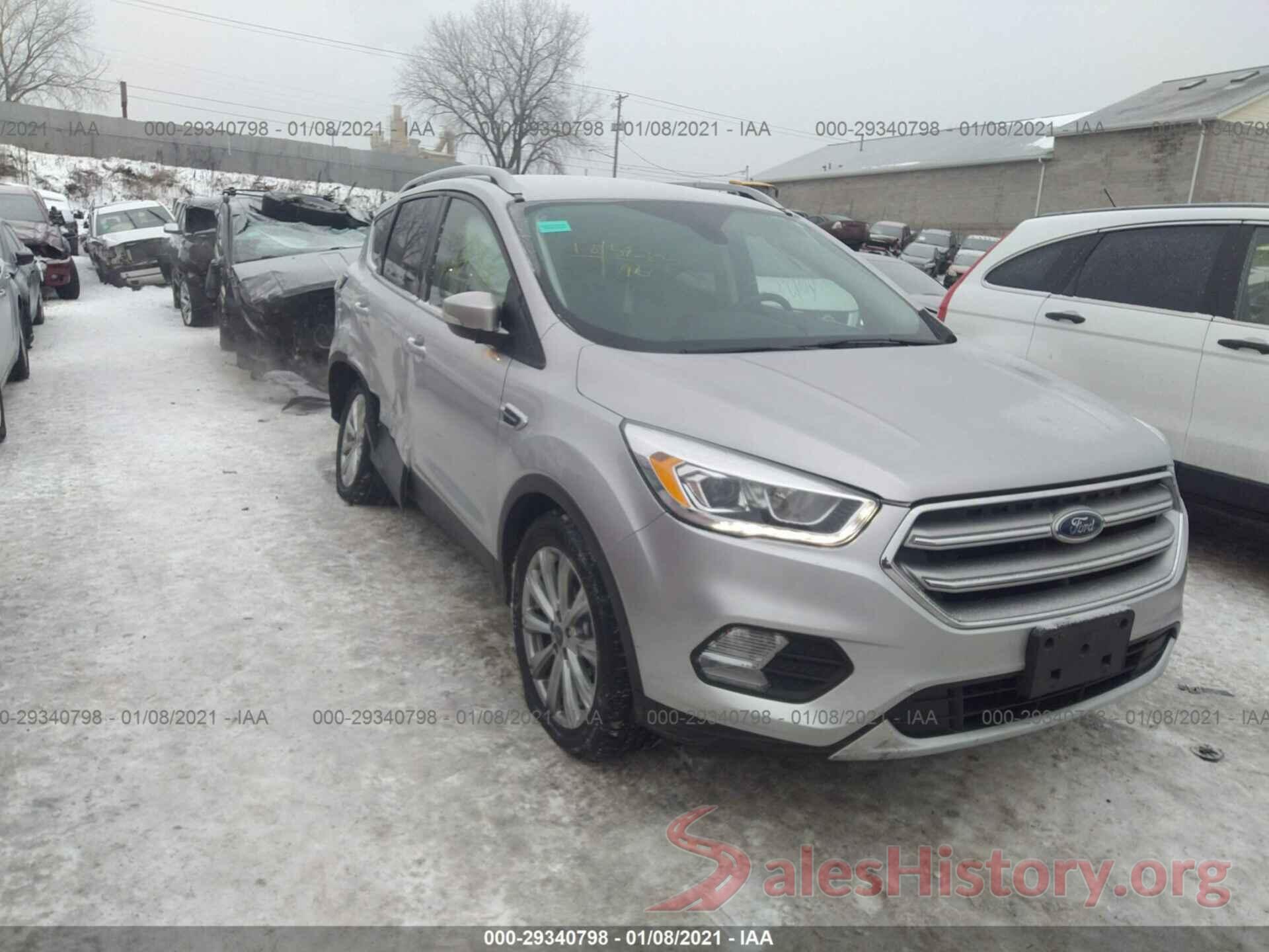 1FMCU9J99HUD86002 2017 FORD ESCAPE