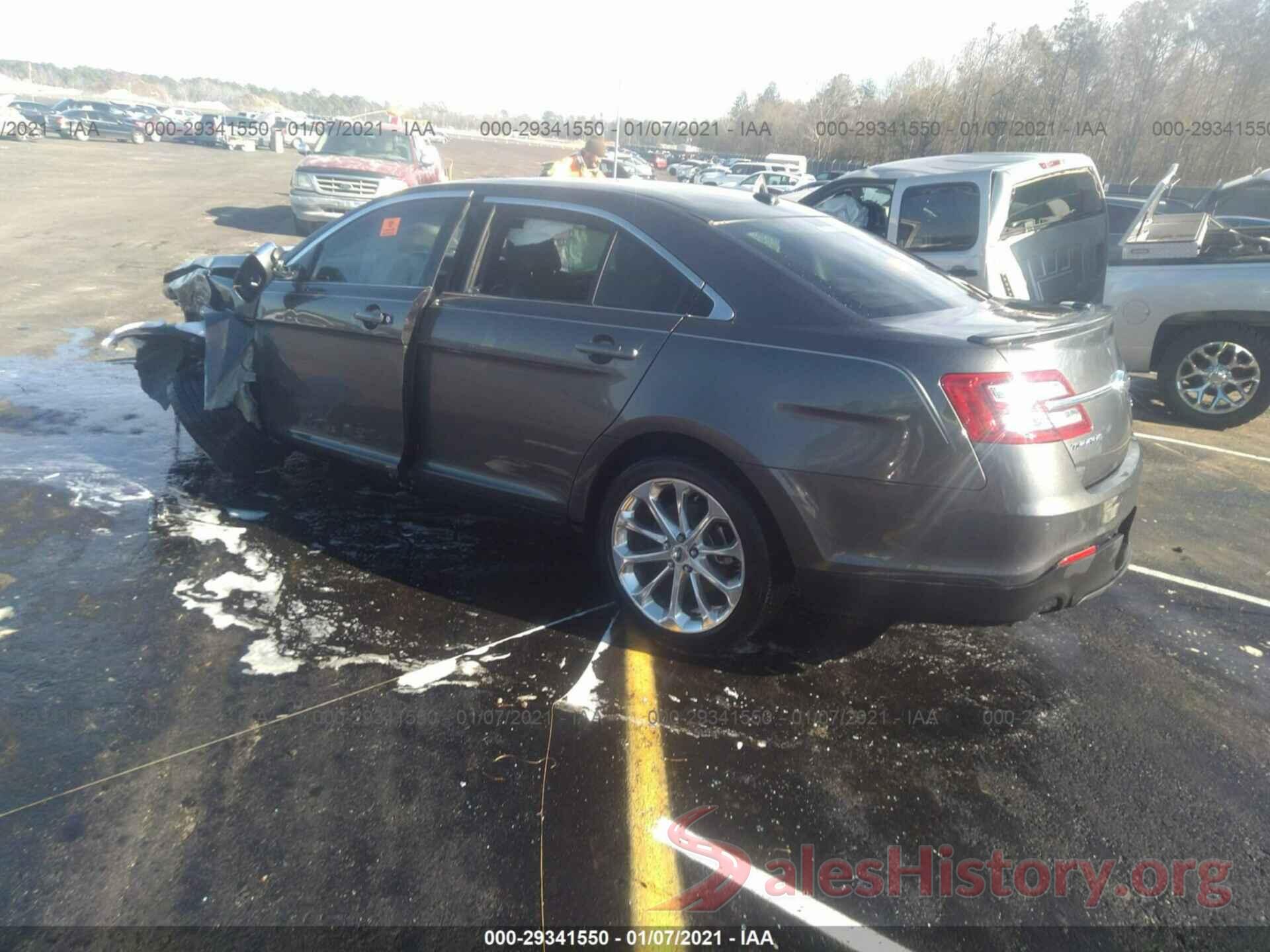 1FAHP2F82JG126477 2018 FORD TAURUS