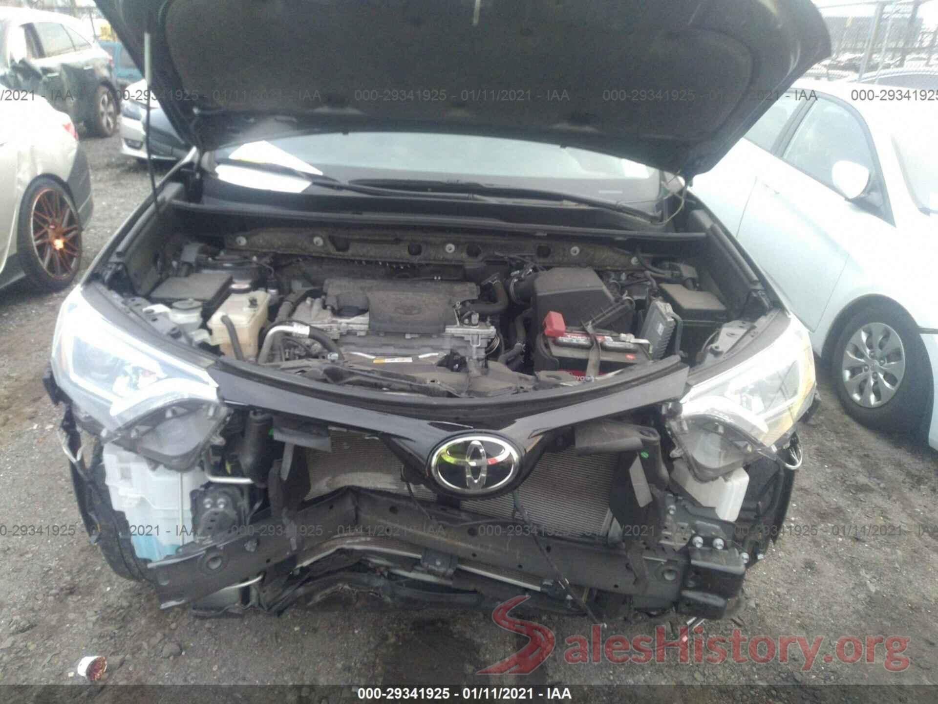 JTMJFREV3HJ174758 2017 TOYOTA RAV4