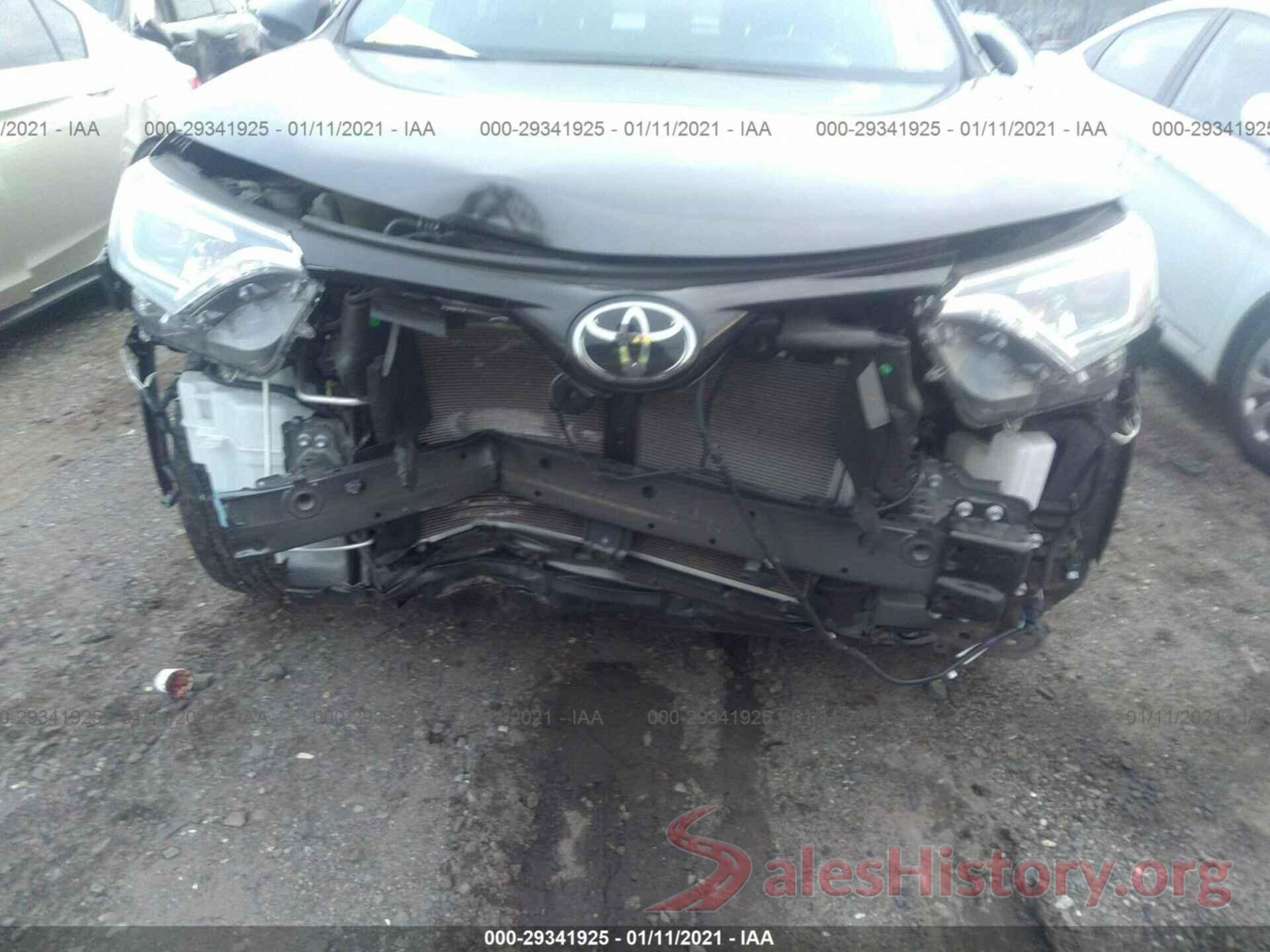 JTMJFREV3HJ174758 2017 TOYOTA RAV4