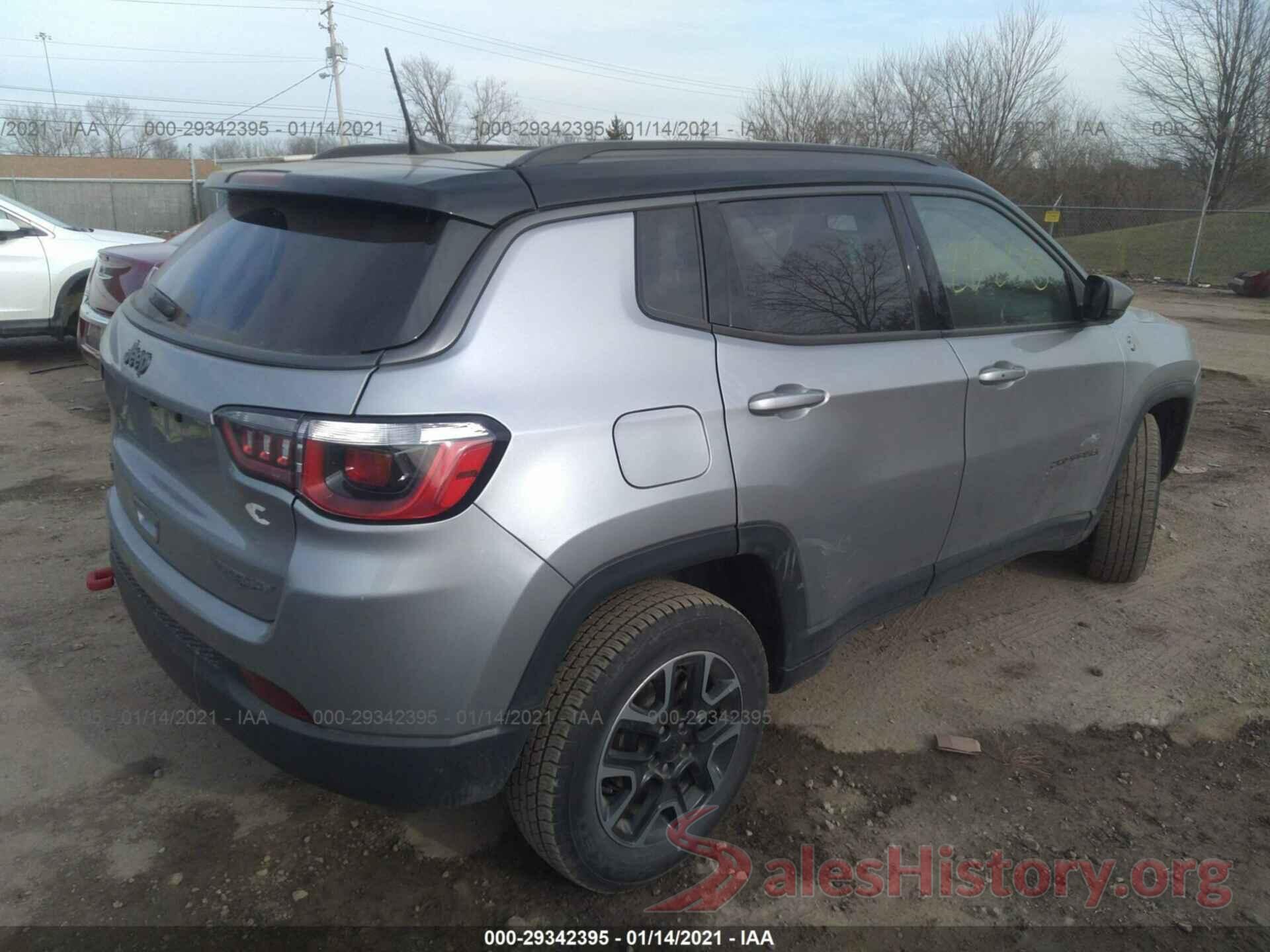 3C4NJDDB9KT668908 2019 JEEP COMPASS