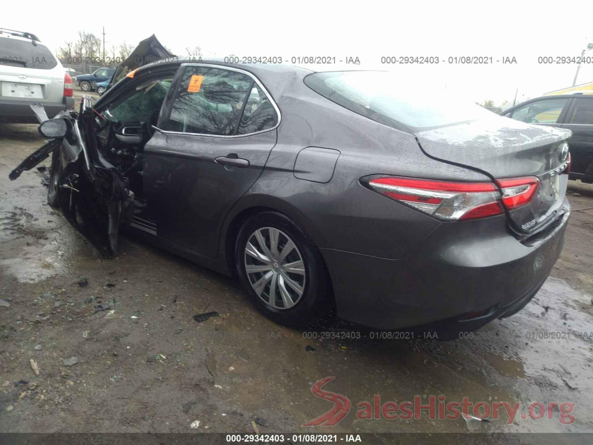 4T1B11HK3JU597250 2018 TOYOTA CAMRY