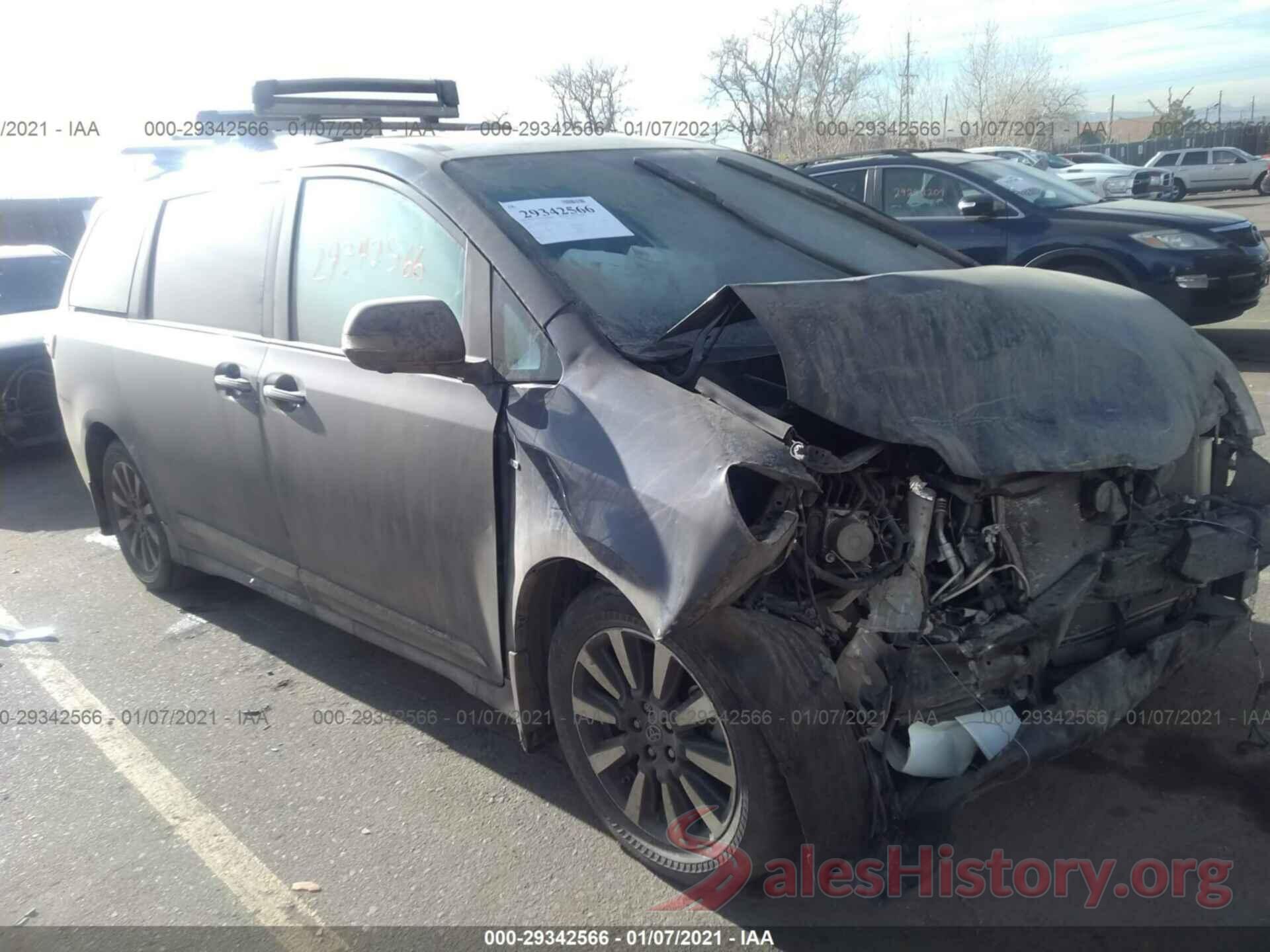 5TDDZ3DCXKS226771 2019 TOYOTA SIENNA