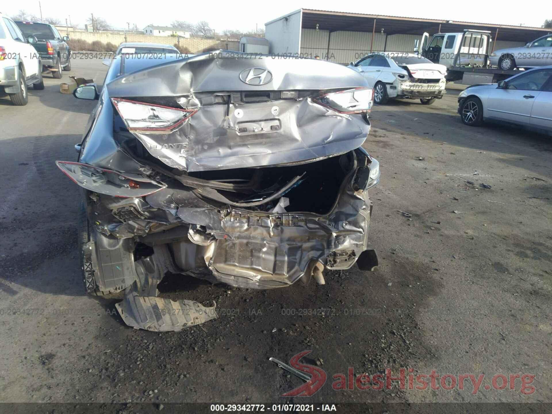 5NPD74LF4JH351521 2018 HYUNDAI ELANTRA