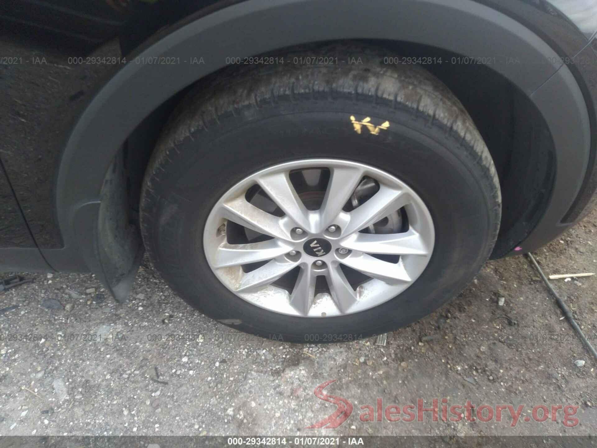 5XYPG4A36KG577929 2019 KIA SORENTO