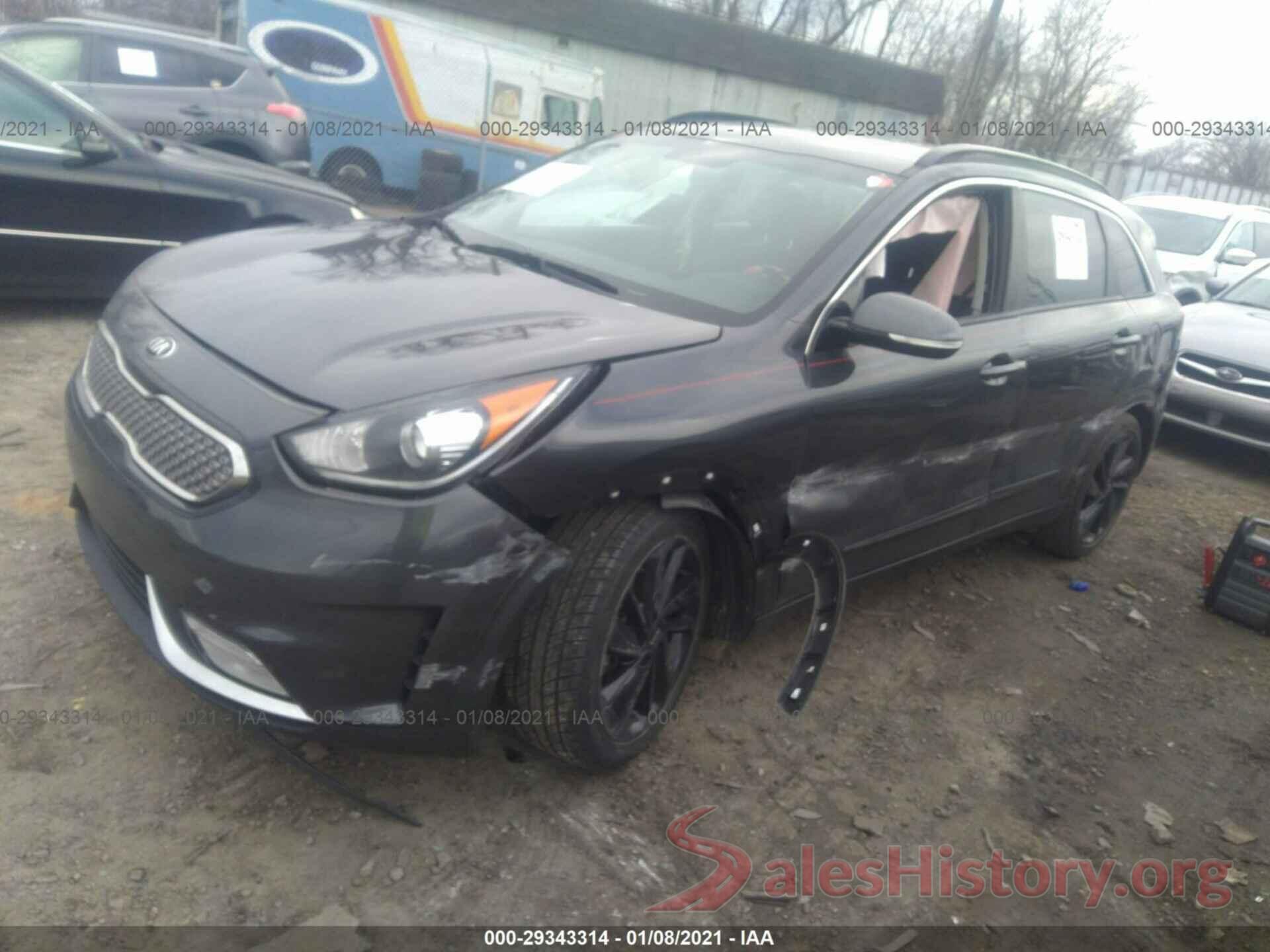 KNDCC3LC0J5136483 2018 KIA NIRO