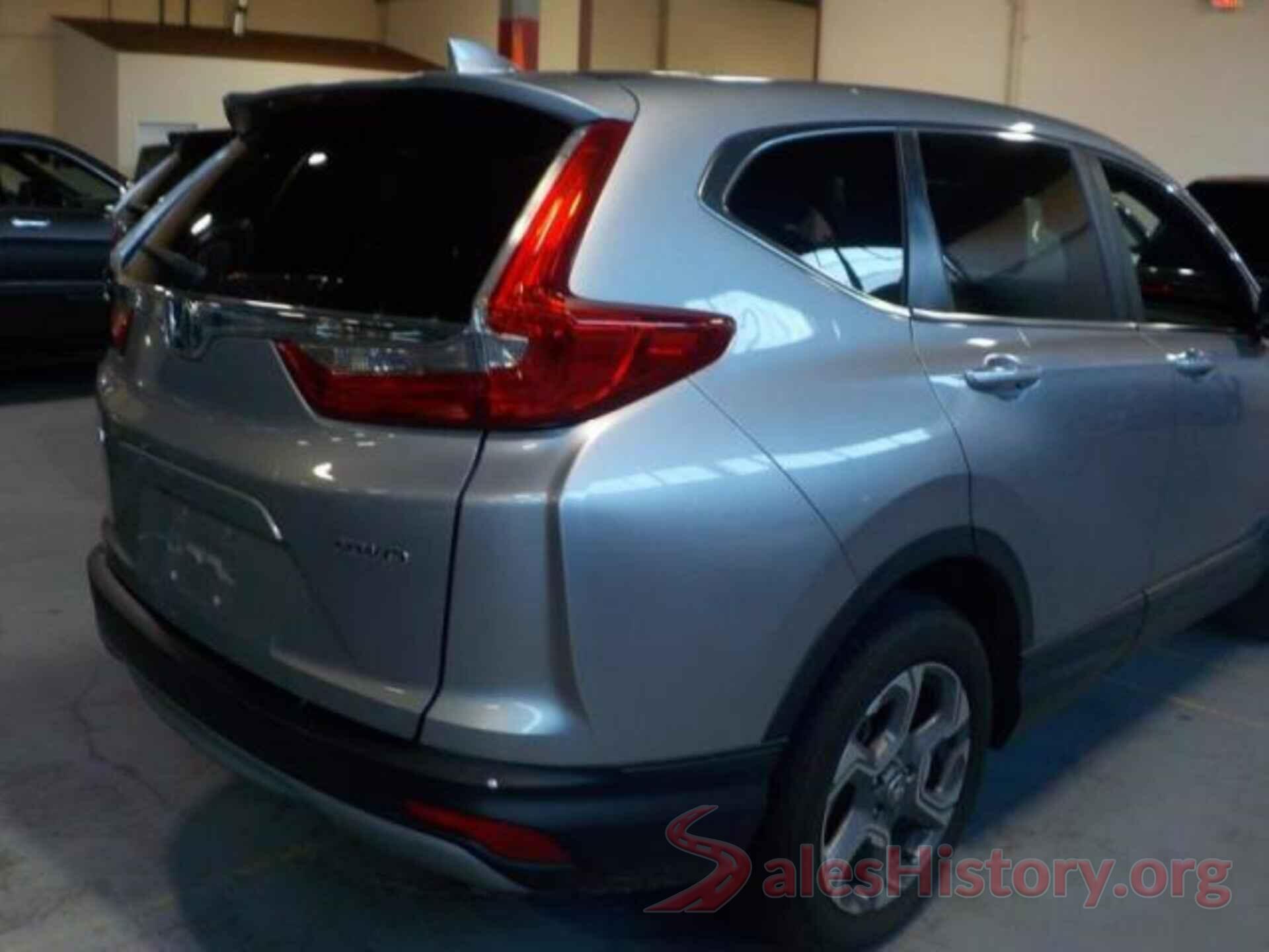 2HKRW2H82JH600308 2018 HONDA CR-V