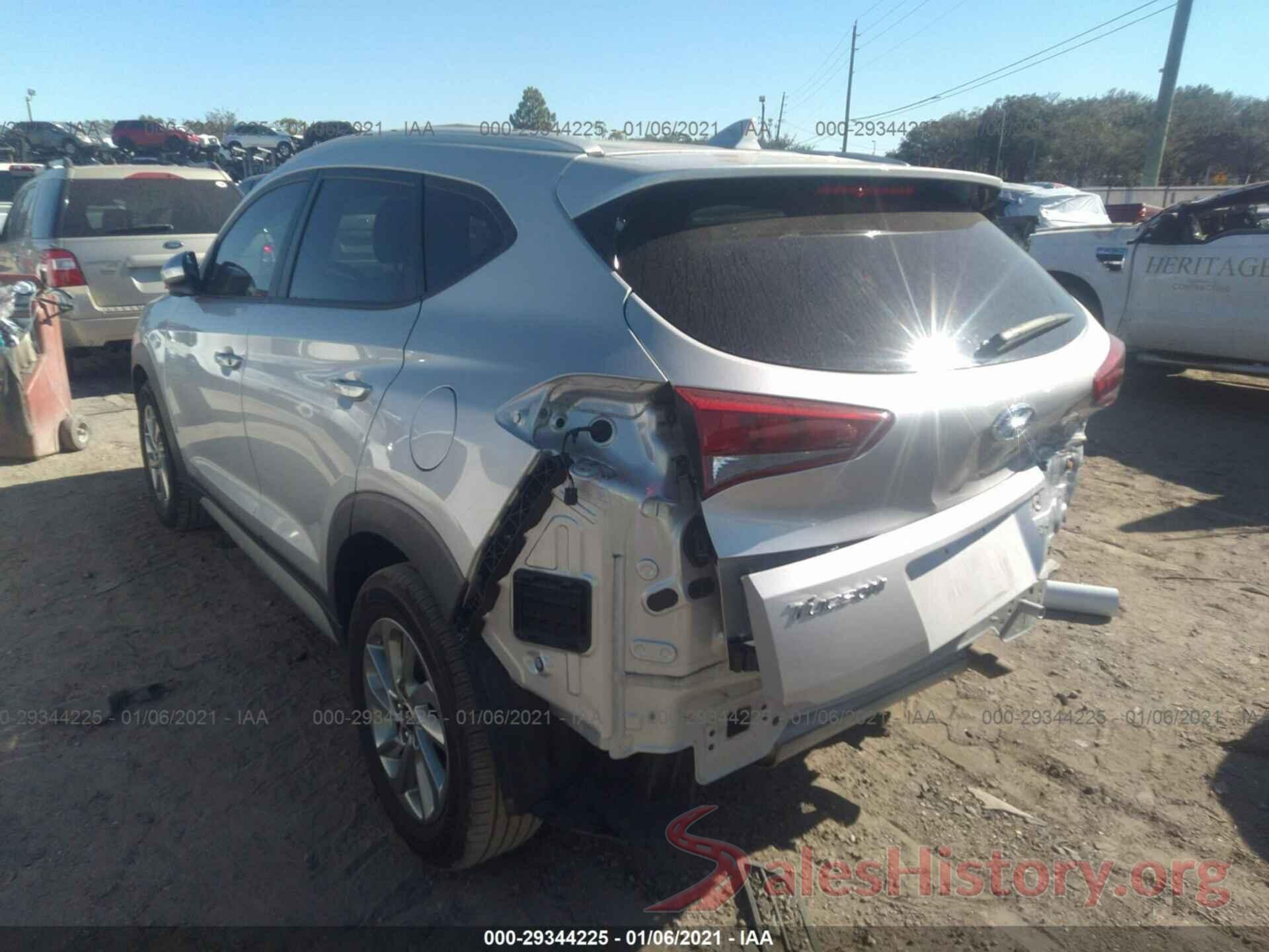 KM8J33A44JU706215 2018 HYUNDAI TUCSON