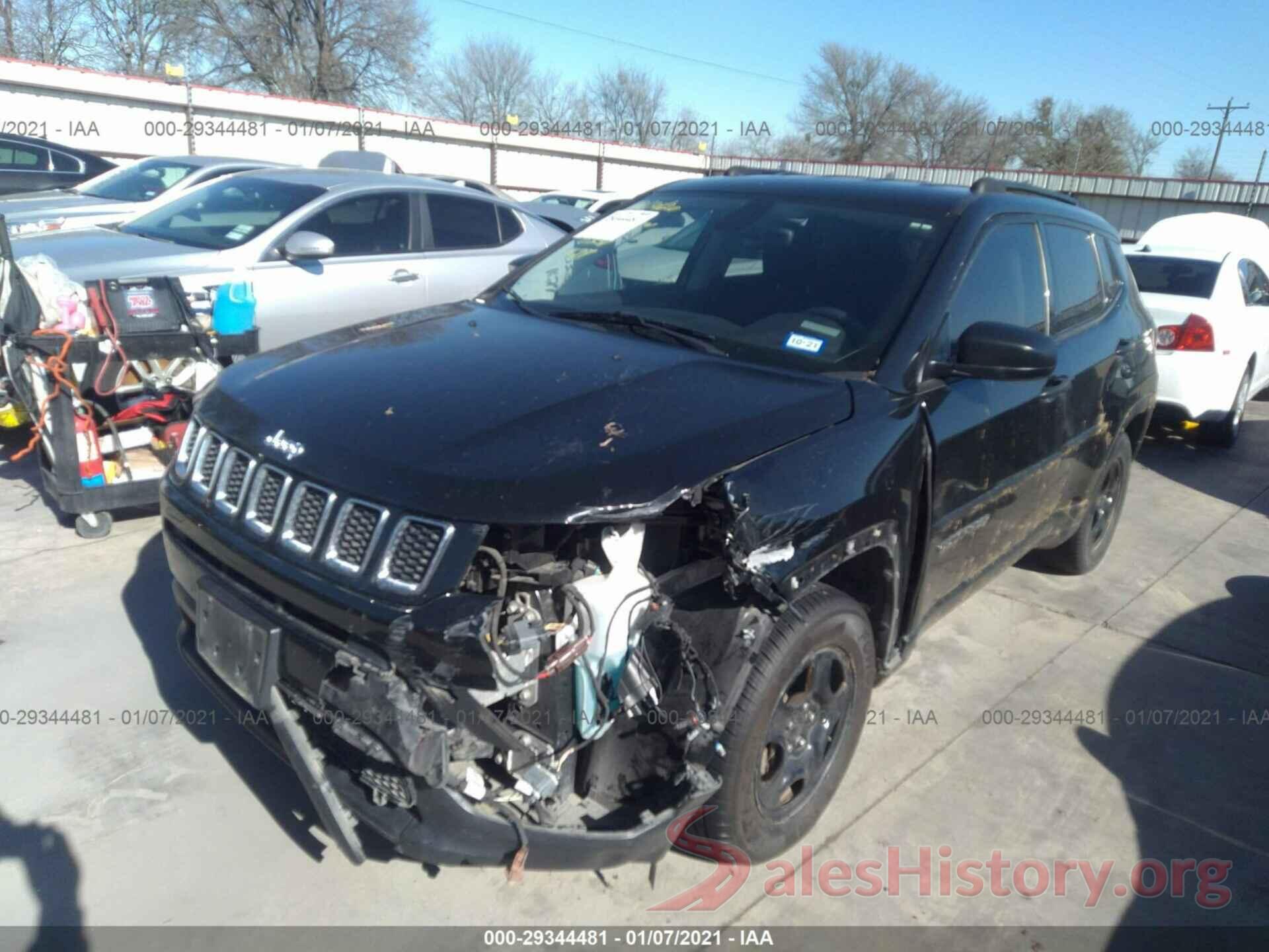 3C4NJCAB8JT411509 2018 JEEP COMPASS