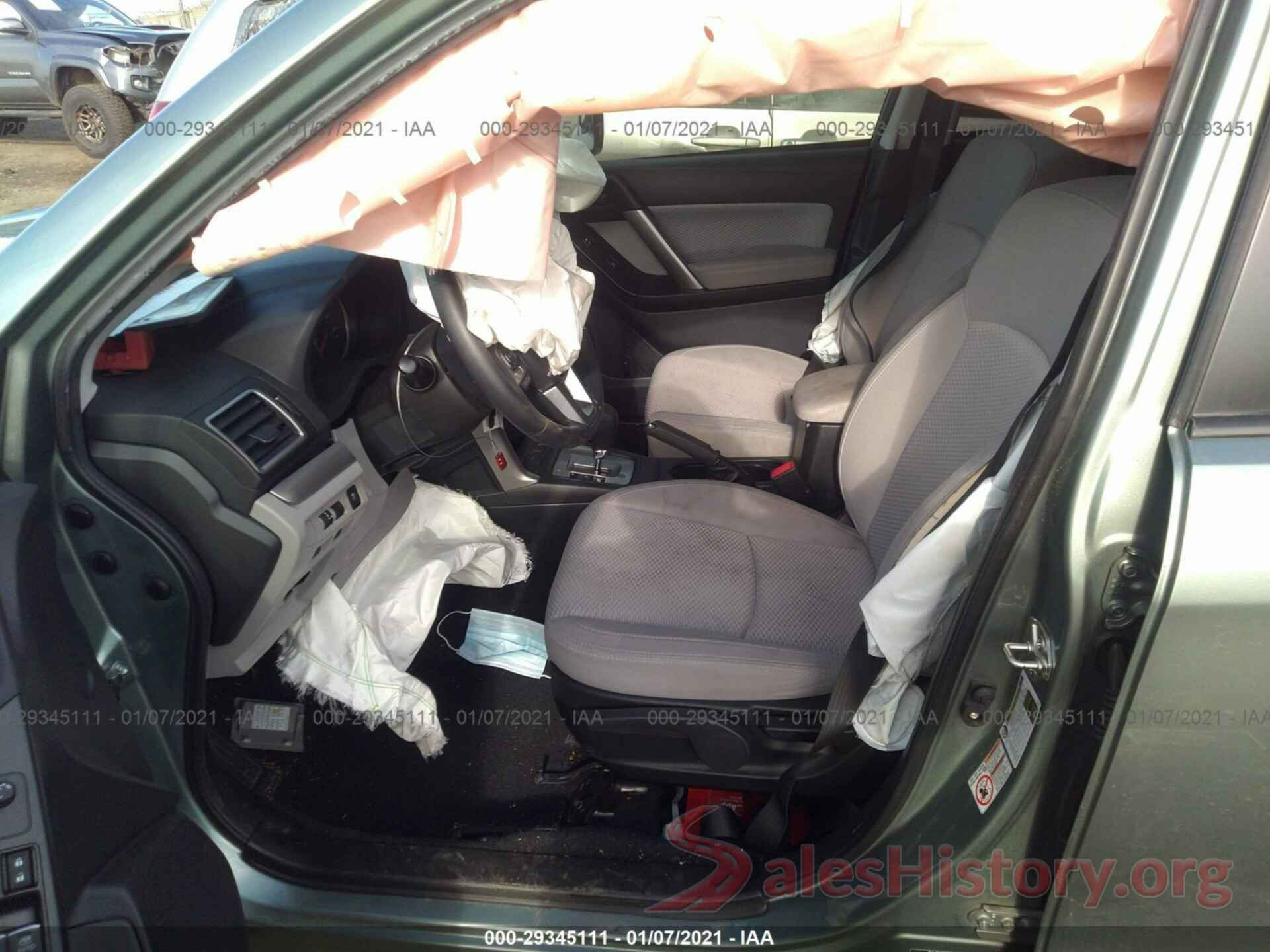 JF2SJABC8JH407698 2018 SUBARU FORESTER