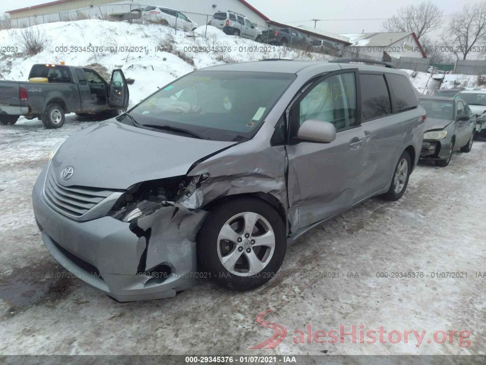 5TDKK3DC6GS703893 2016 TOYOTA SIENNA