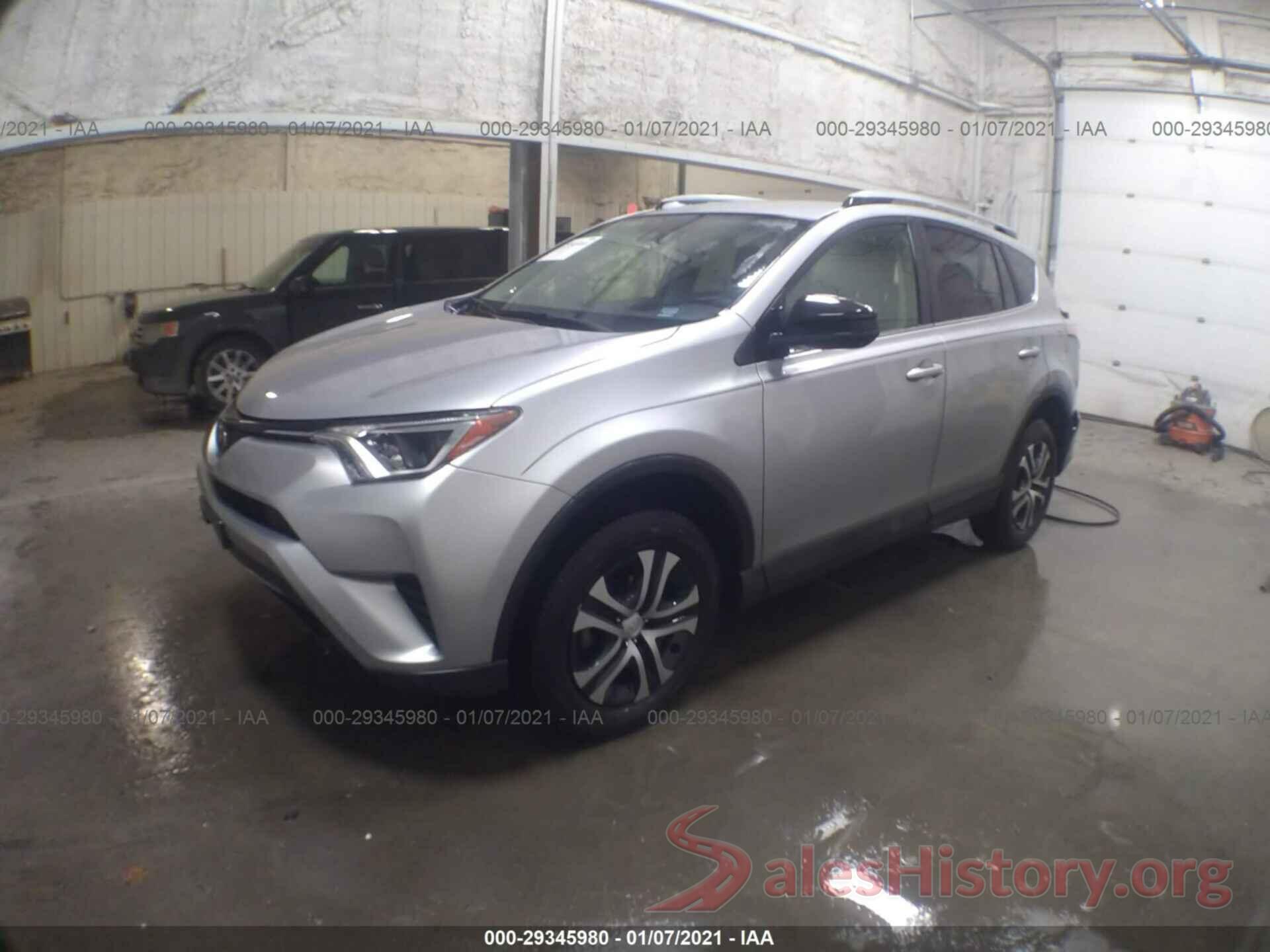 JTMBFREV7JJ232476 2018 TOYOTA RAV4