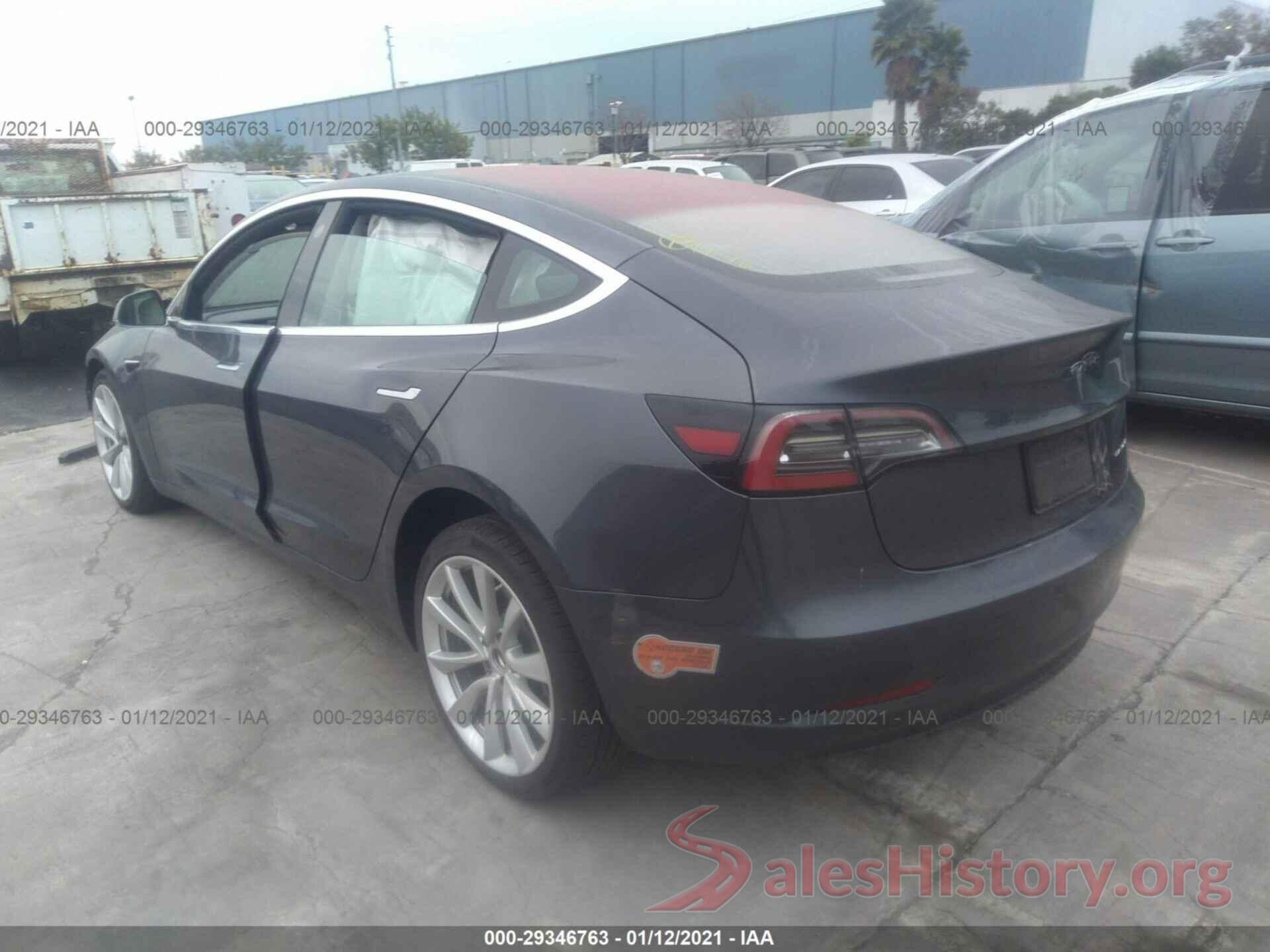 5YJ3E1EB1JF188660 2018 TESLA MODEL 3