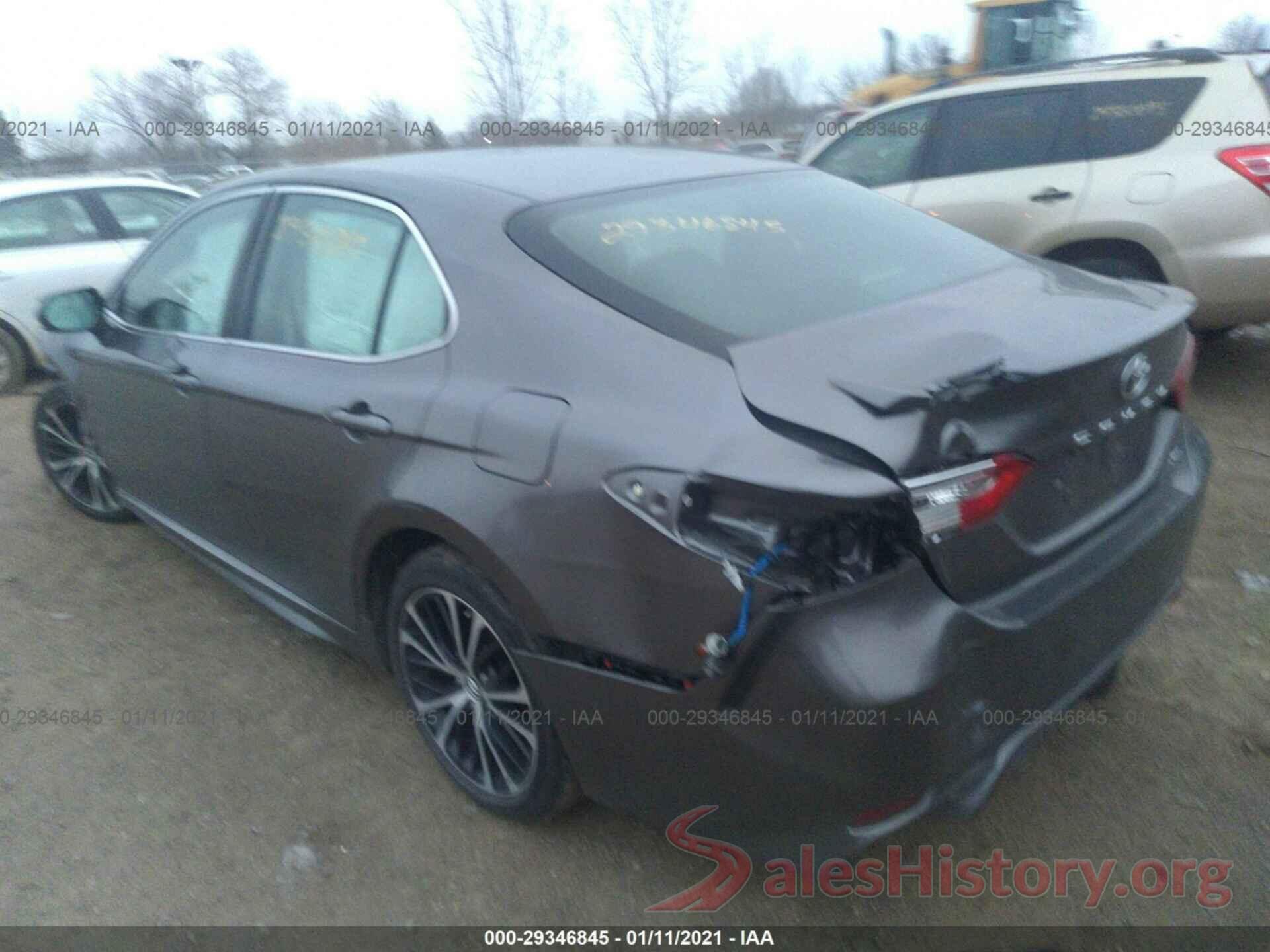 4T1B11HK0JU604736 2018 TOYOTA CAMRY