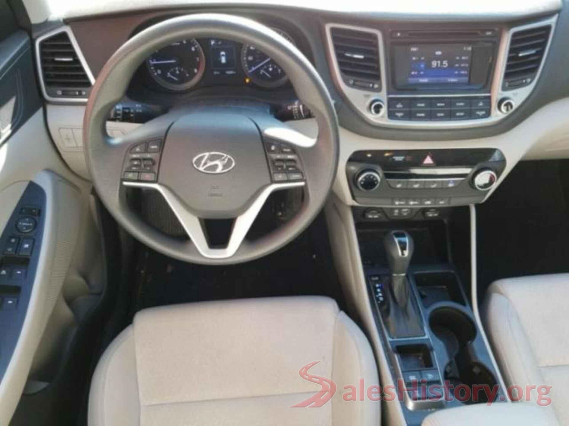 KM8J3CA41HU323651 2017 HYUNDAI TUCSON