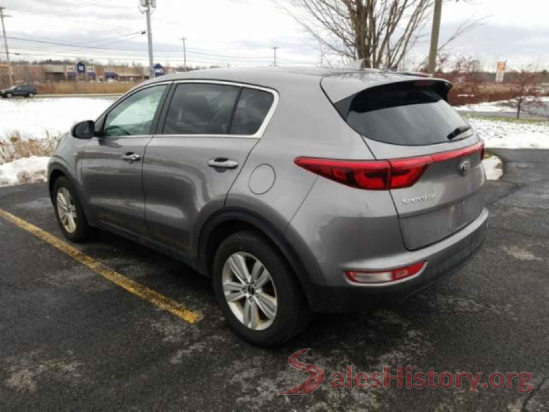 KNDPMCAC8J7400667 2018 KIA SPORTAGE