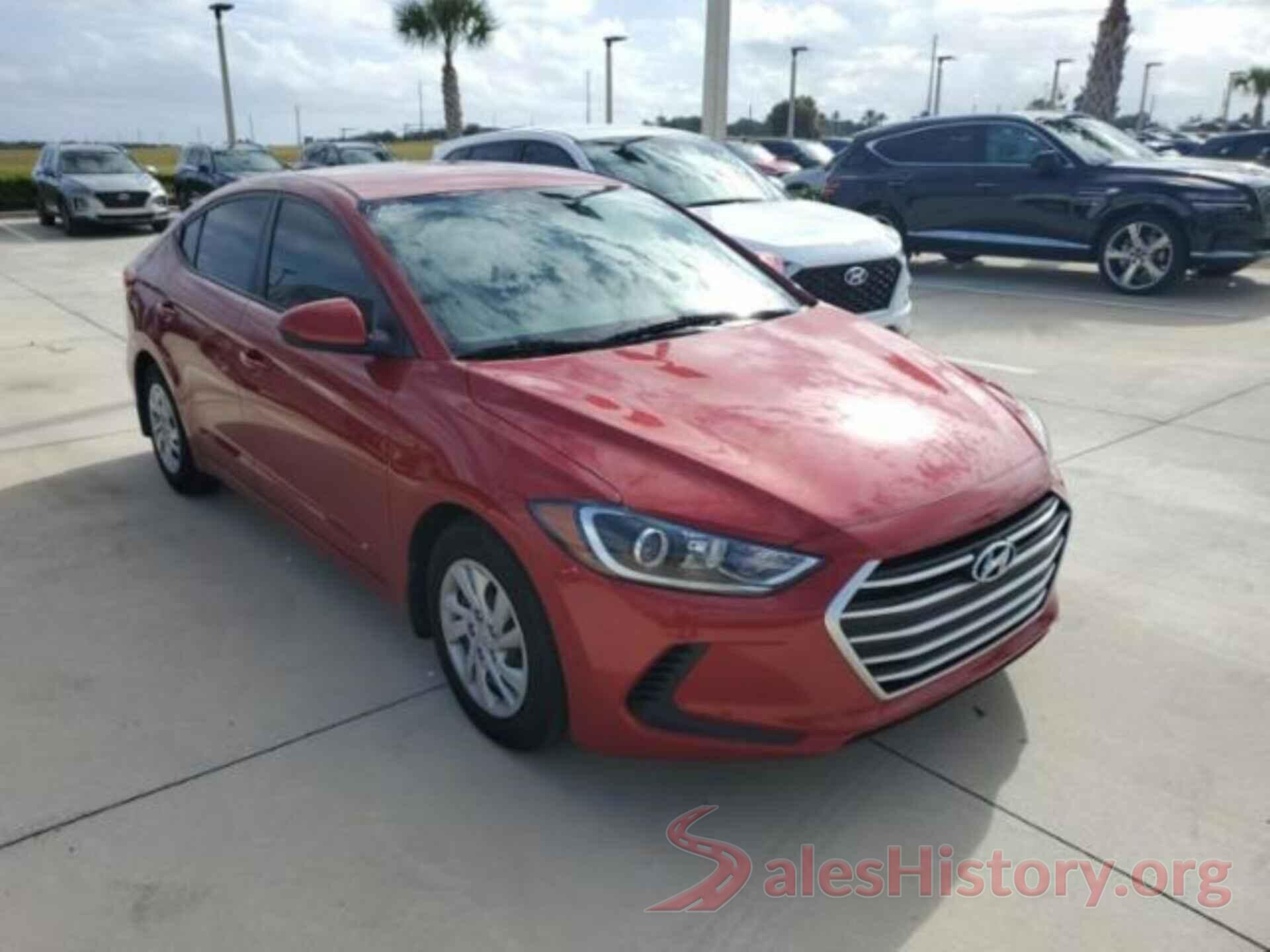 5NPD74LF5JH321248 2018 HYUNDAI ELANTRA