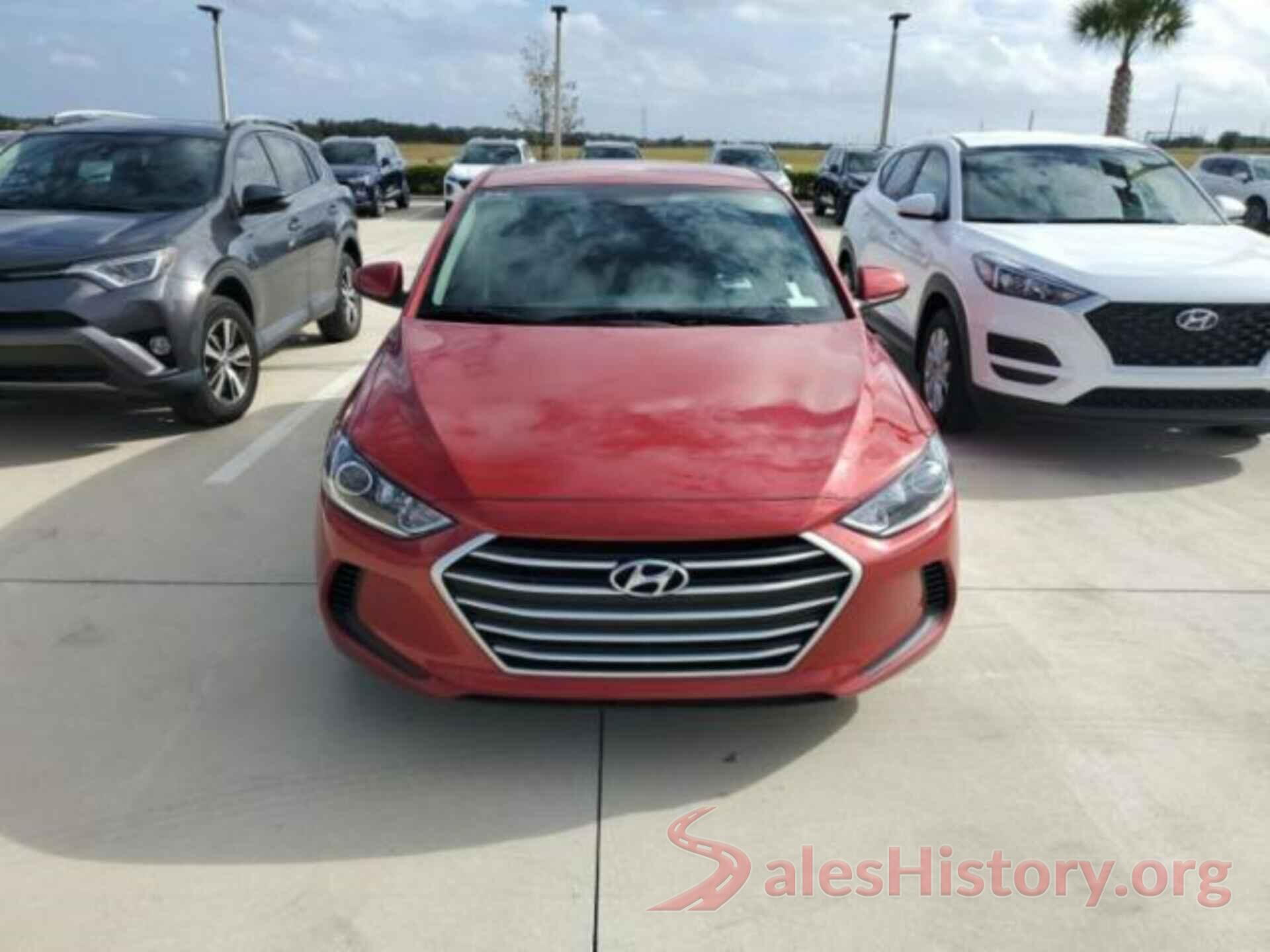 5NPD74LF5JH321248 2018 HYUNDAI ELANTRA