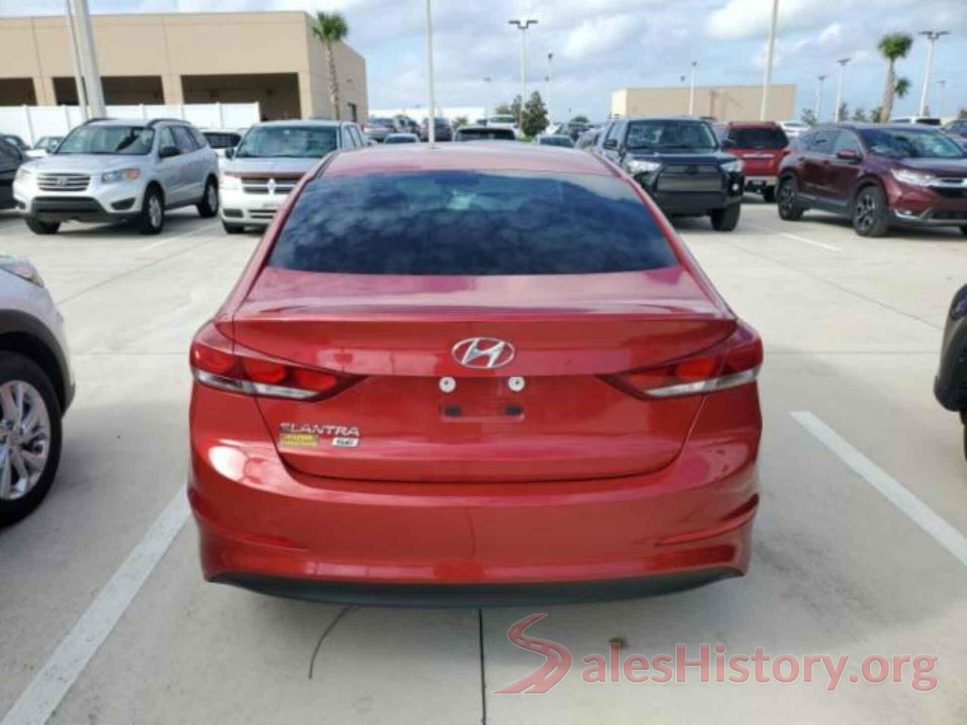 5NPD74LF5JH321248 2018 HYUNDAI ELANTRA