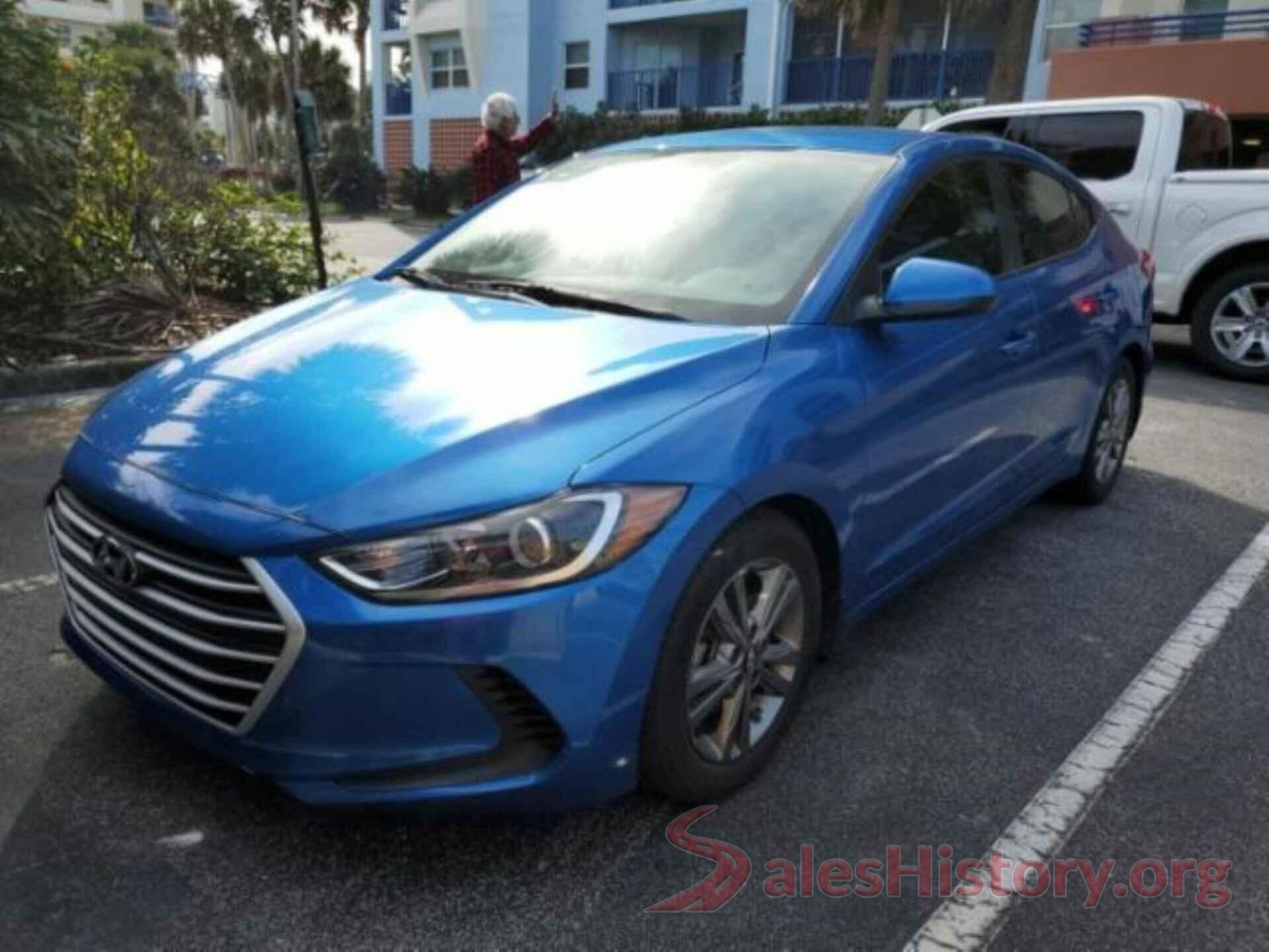 5NPD84LF3JH232856 2018 HYUNDAI ELANTRA