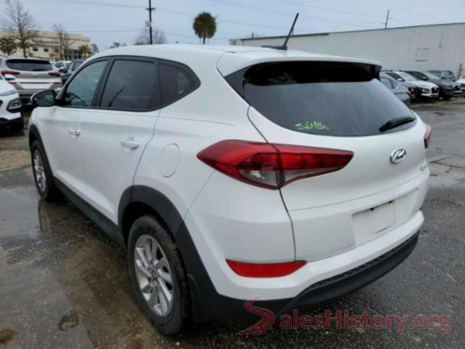 KM8J23A48HU327425 2017 HYUNDAI TUCSON